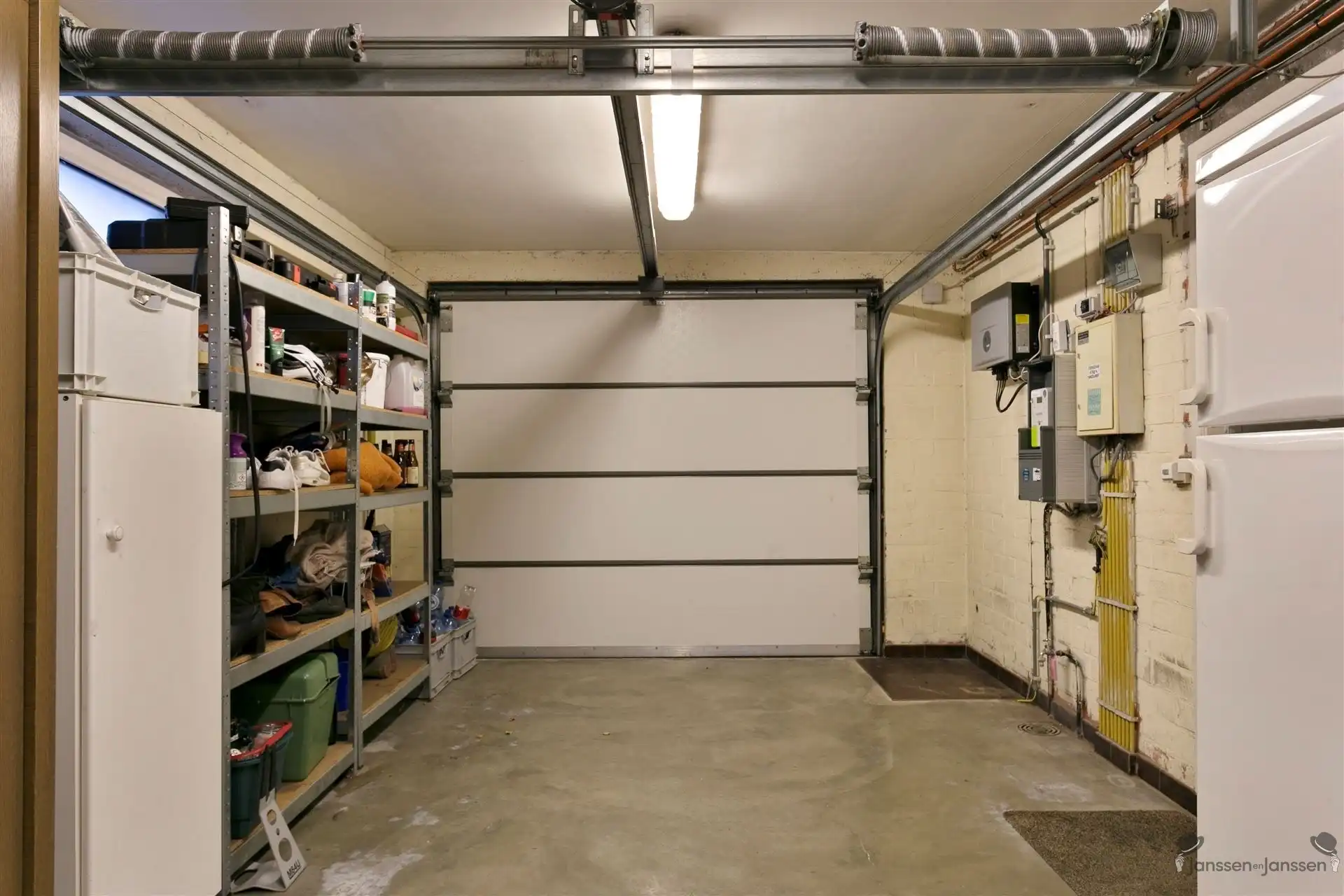 Prachtige bel-etage in een rustige buurt te Hoevenen foto 16
