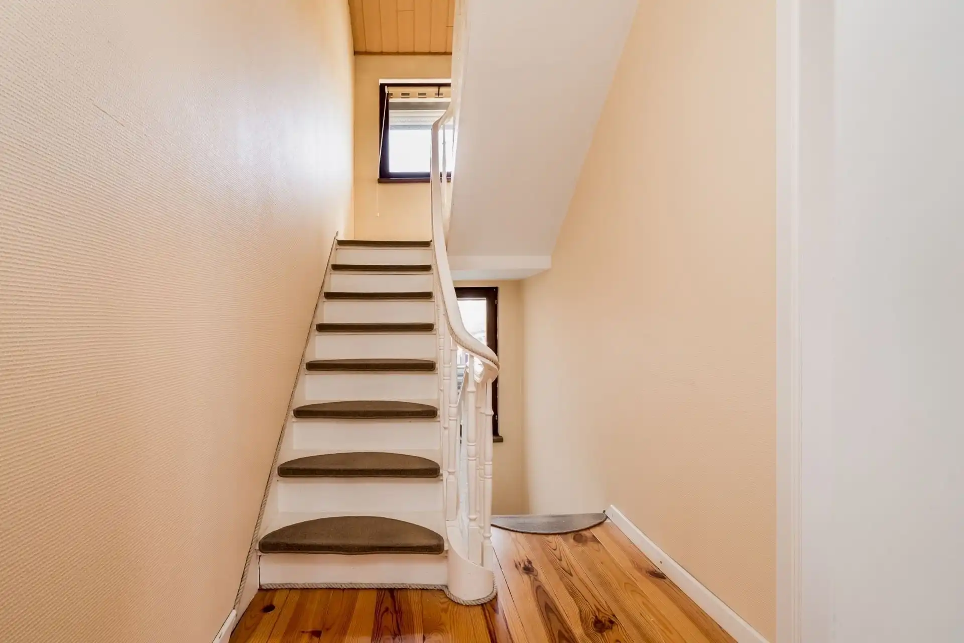 Eengezinswoning met 3 slpks en toegang via de tuin! foto 22