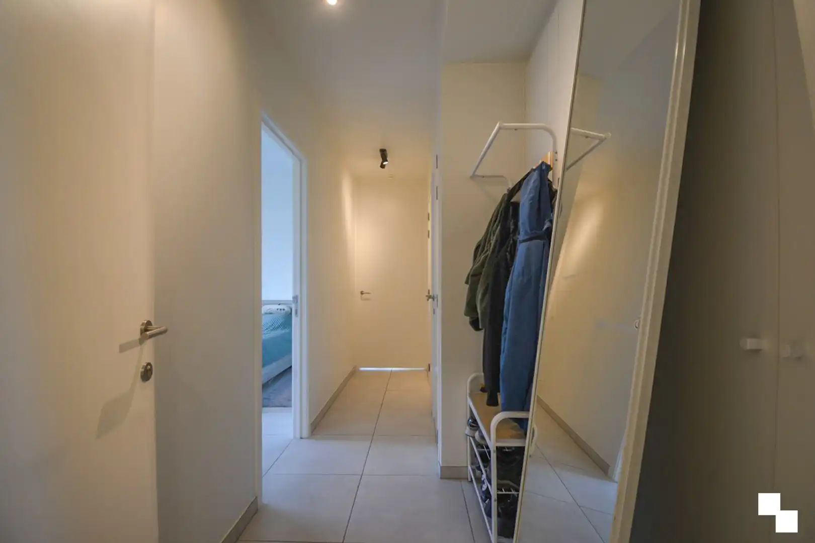 Energiezuinig 2-slaapkamer appartement met garage - centrum Rumbeke foto 10