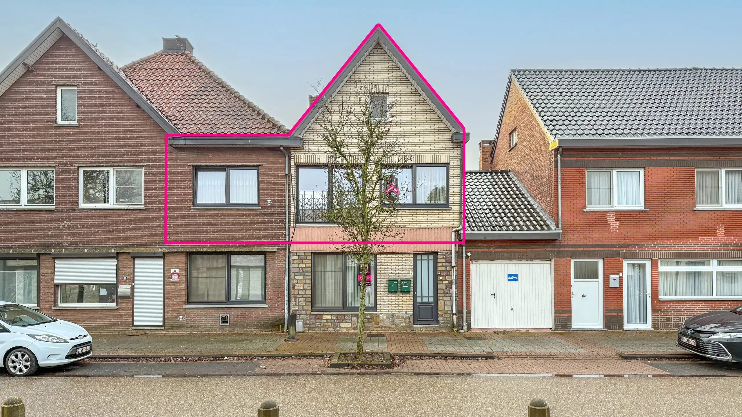 Instapklaar 2 slpk app. op 1ste verdieping HZ foto {{pictureIndex}}