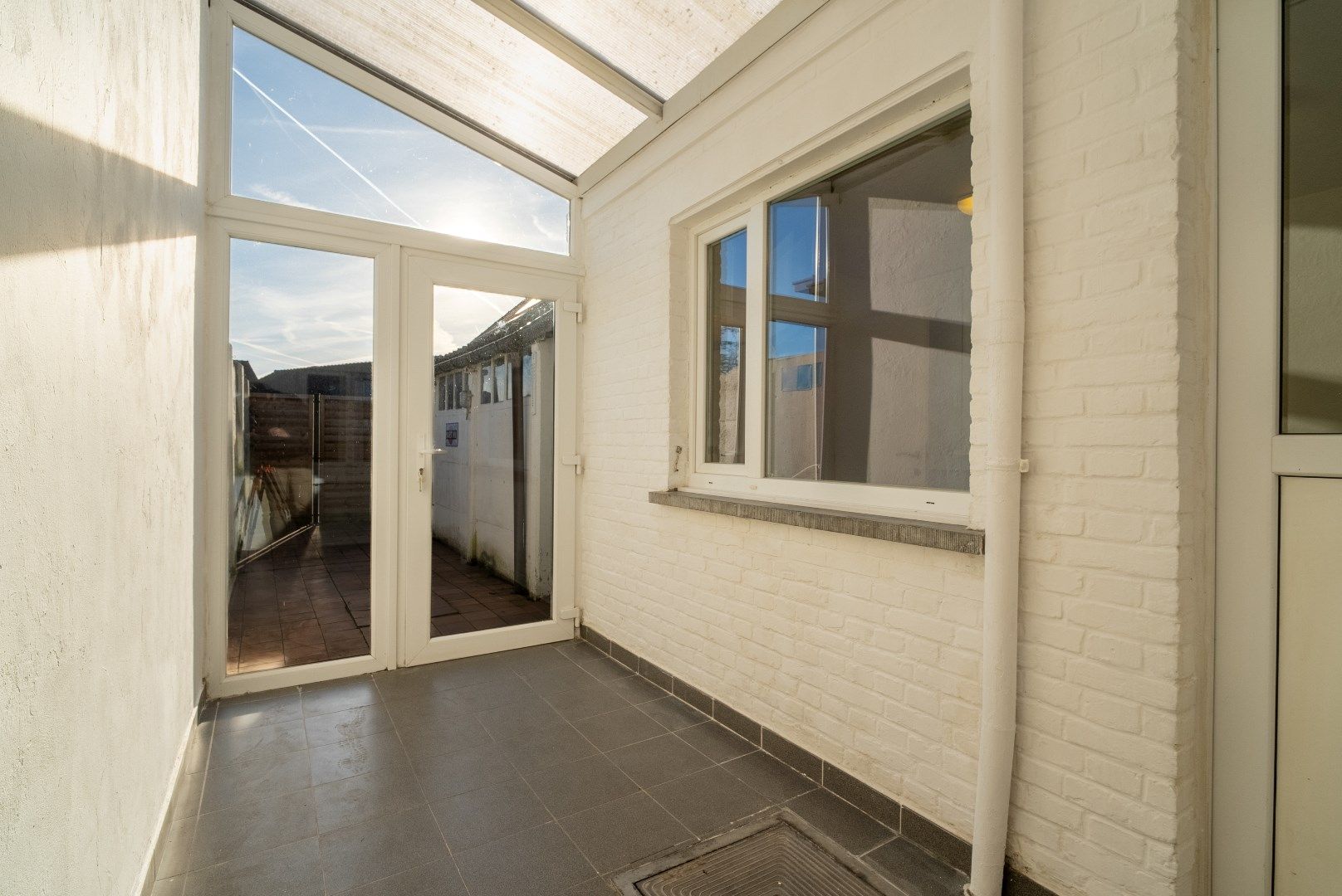 INSTAPKLARE WONING MET TUIN foto 10