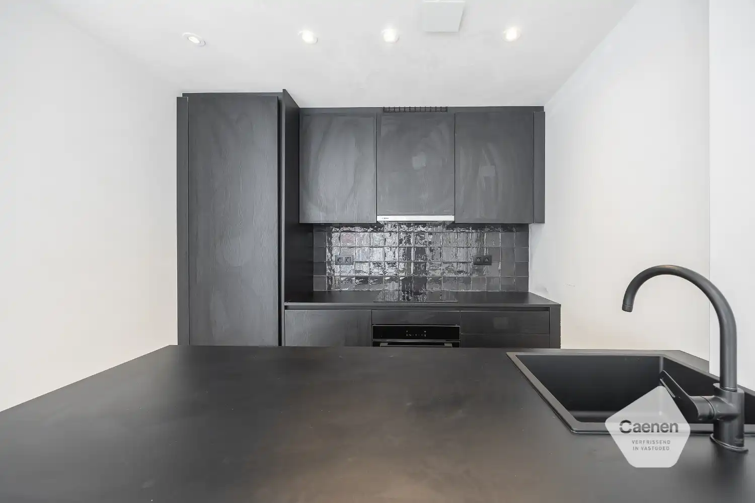 Gerenoveerd appartement te Mariakerke foto 5