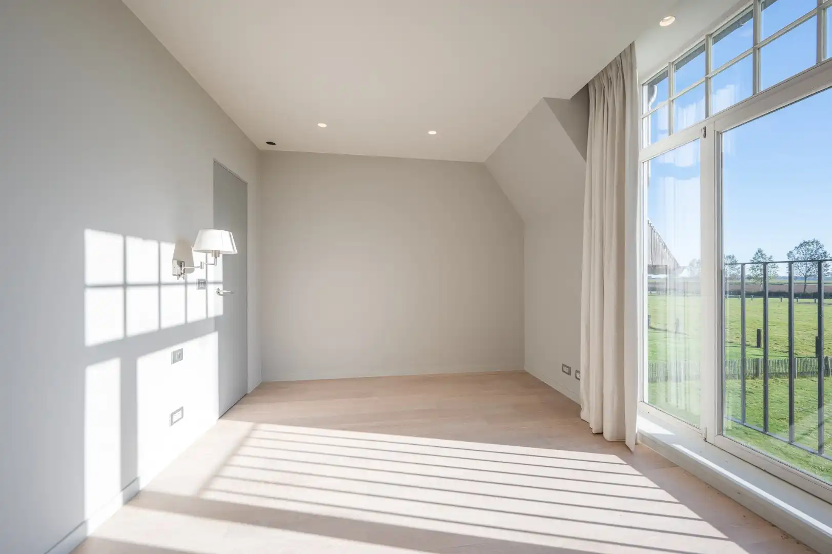 Exclusieve alleenstaande villa met panoramisch zicht over de Polders foto 20