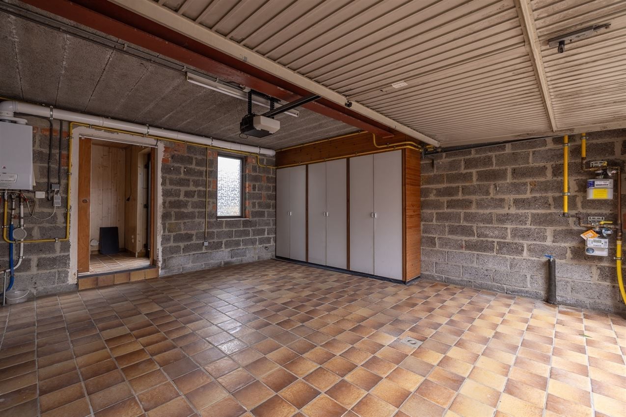 Ruim huis met praktijkruimte en 4 slaapkamers foto 34
