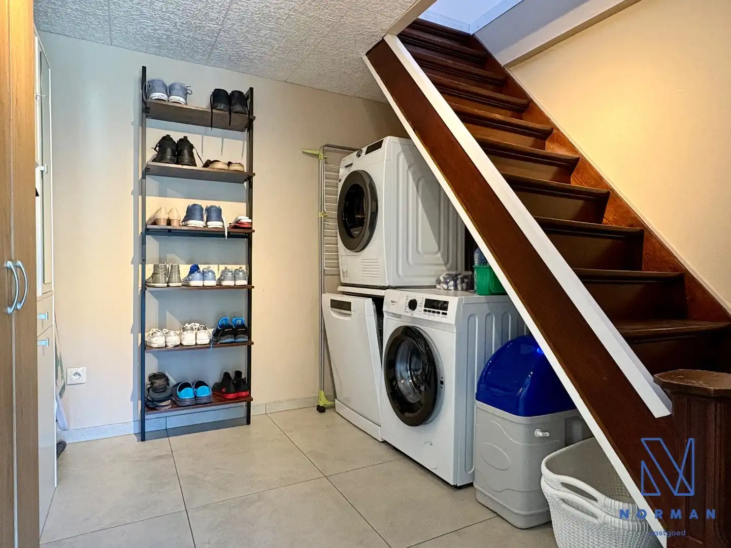 Ruime woning te koop in een doodlopende straat te Hulste – uiterst rustig gelegen met 4 slaapkamers en losstaande garage! foto 21