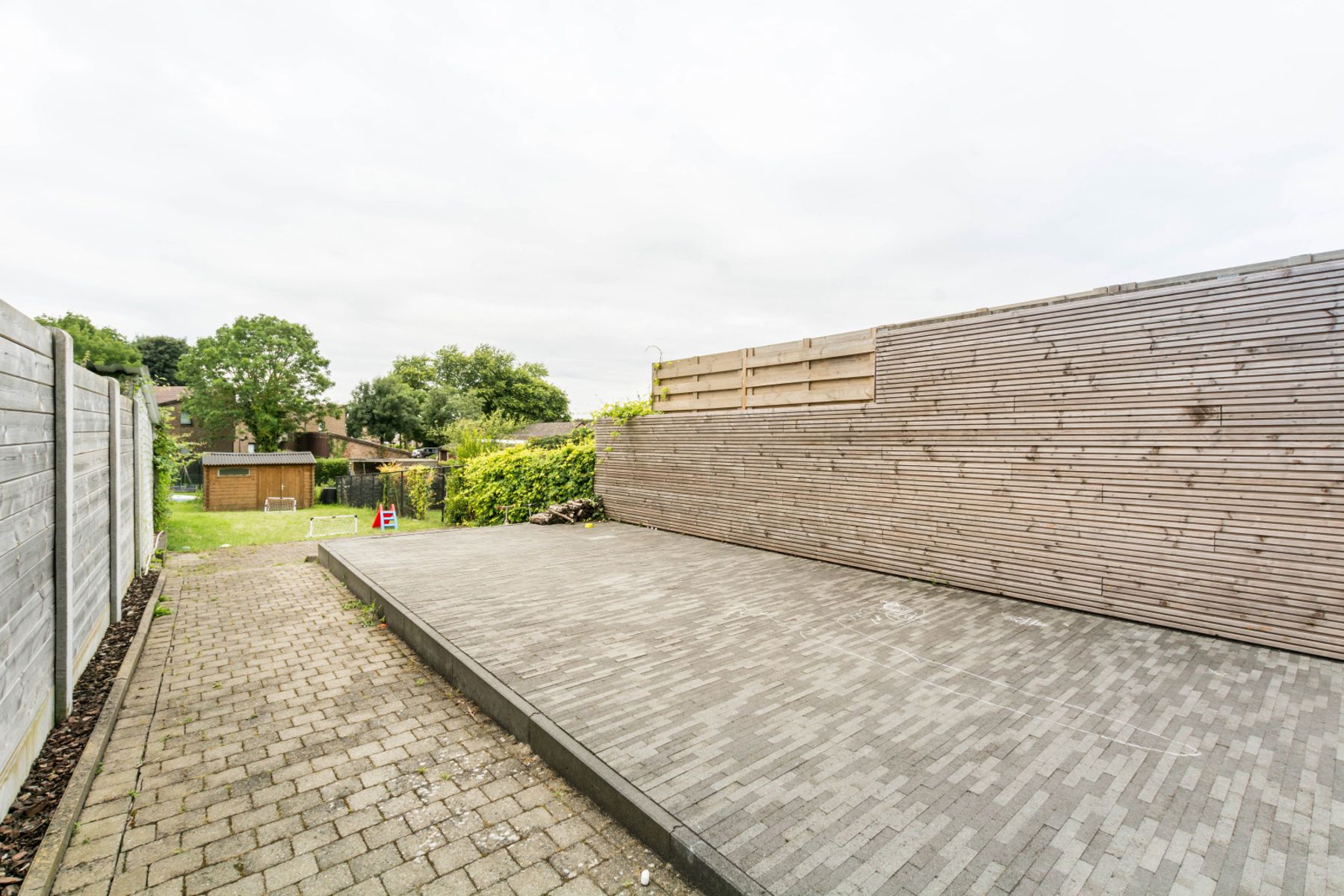 Instapklare, modern ingerichte woning met zonneterras & tuin foto 8