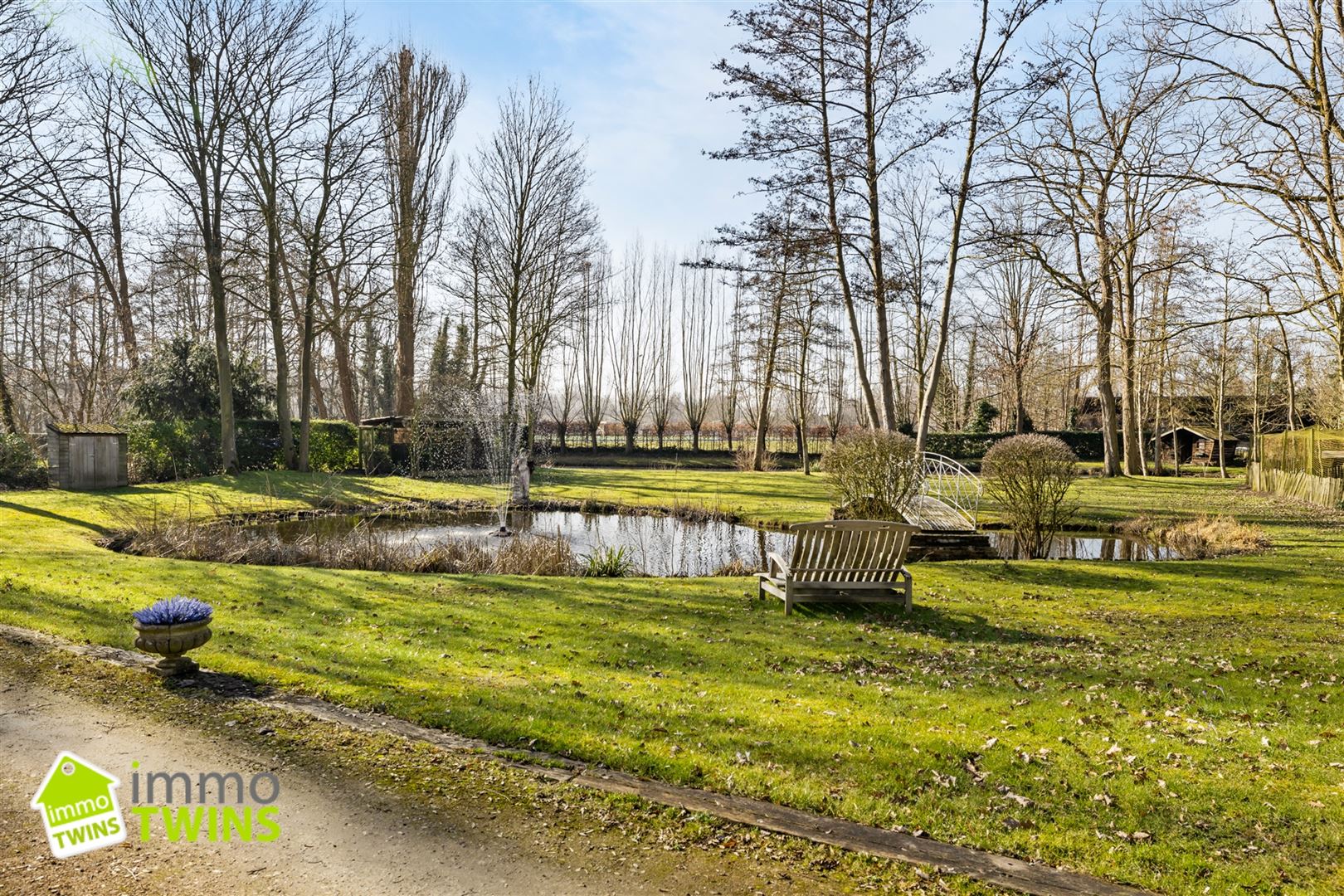 Imposant Landhuis op een Perceel van 6607m² te Grembergen foto 11