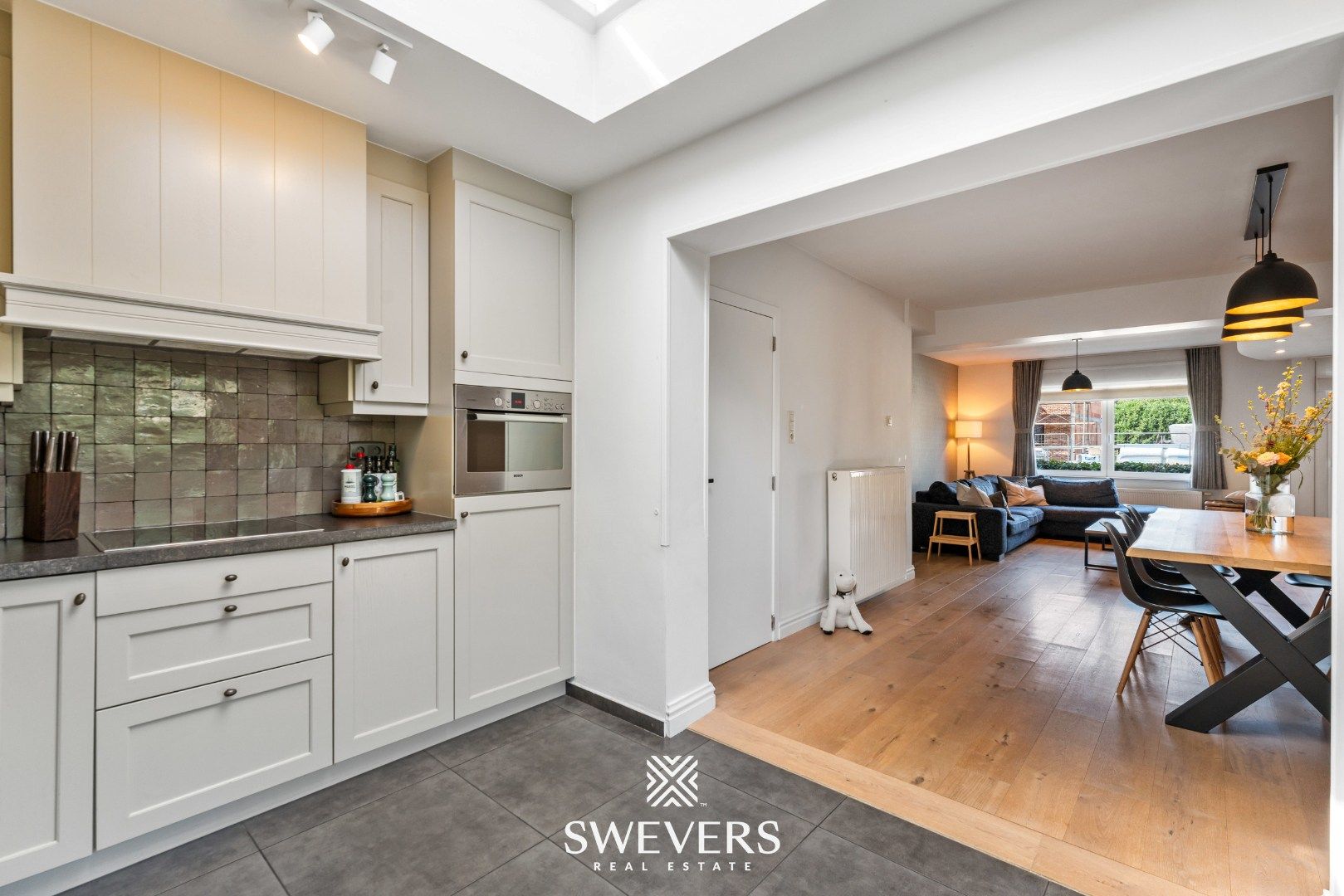 Volledig gerenoveerde en instapklare woning op toplocatie in Helchteren foto 13