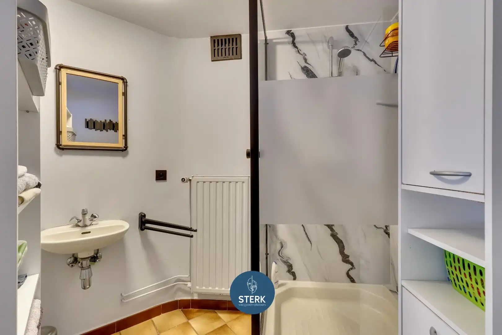 GEZINSWONING MET EEN BEWOONBARE OPP. VAN 311 M² TE VELDWEZELT-LANAKEN !  foto 12