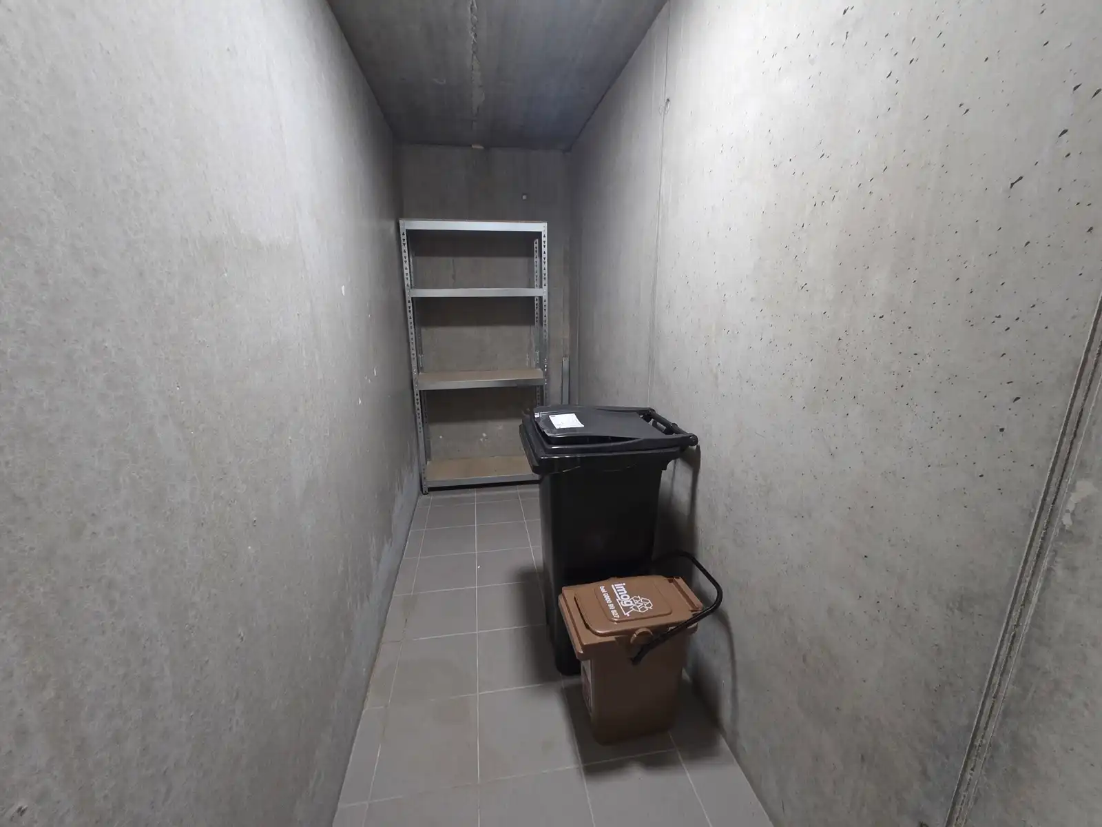 Instapklaar 1-slpk appartement met ondergrondse standplaats foto 15