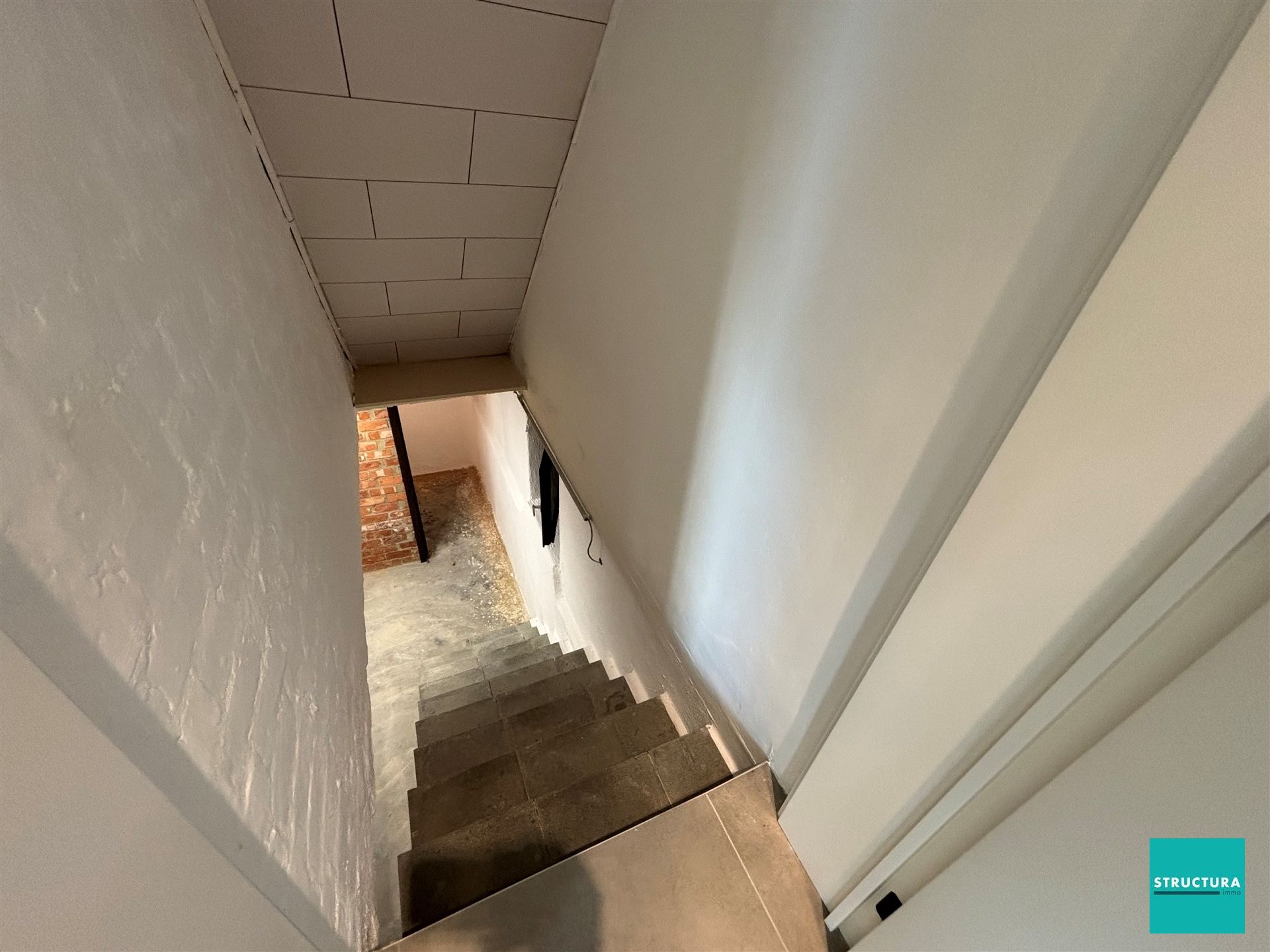 Volledig gerenoveerde woning gelegen op een rustige locatie foto 18