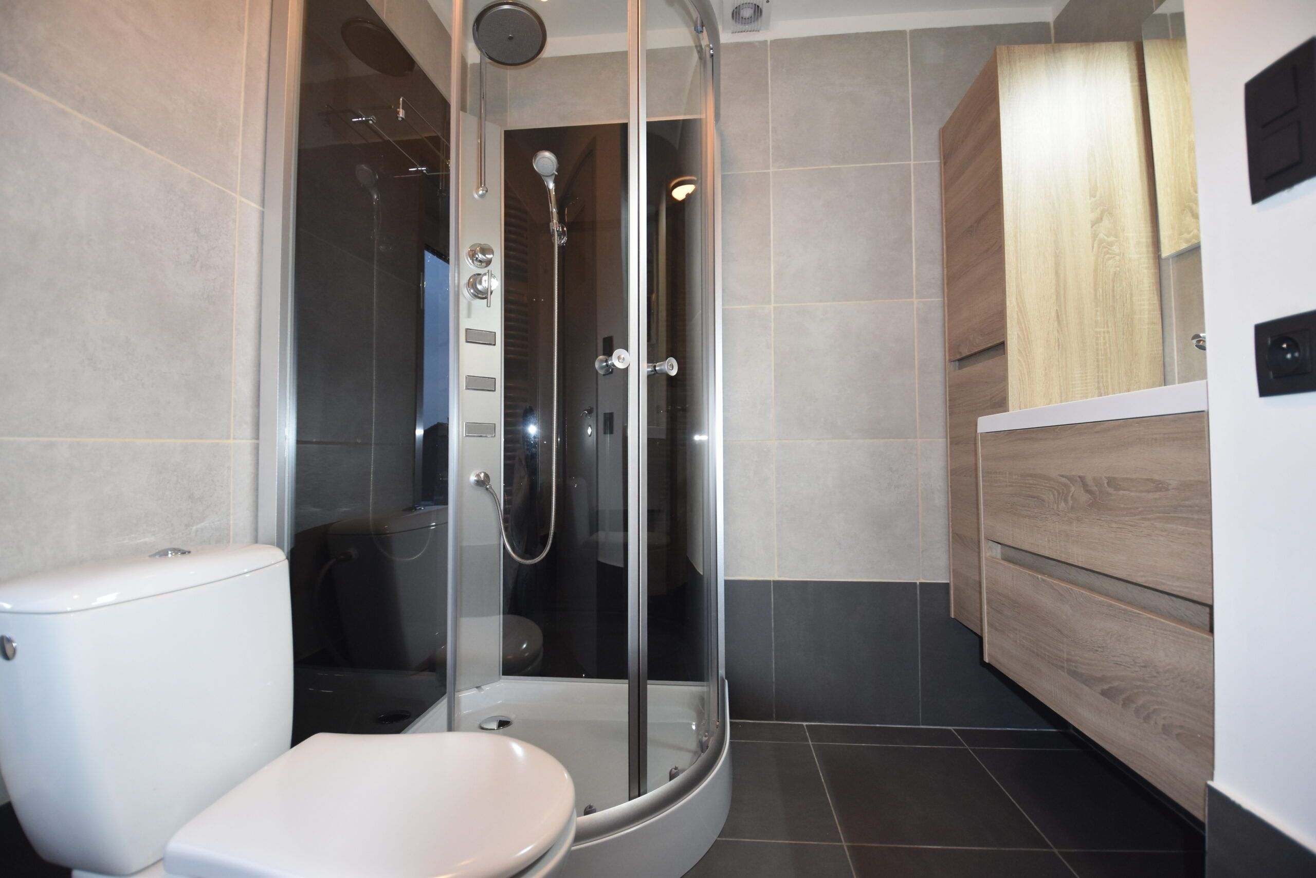 Volledig gerenoveerde woning met 4 slaapkamers in Temse foto 2