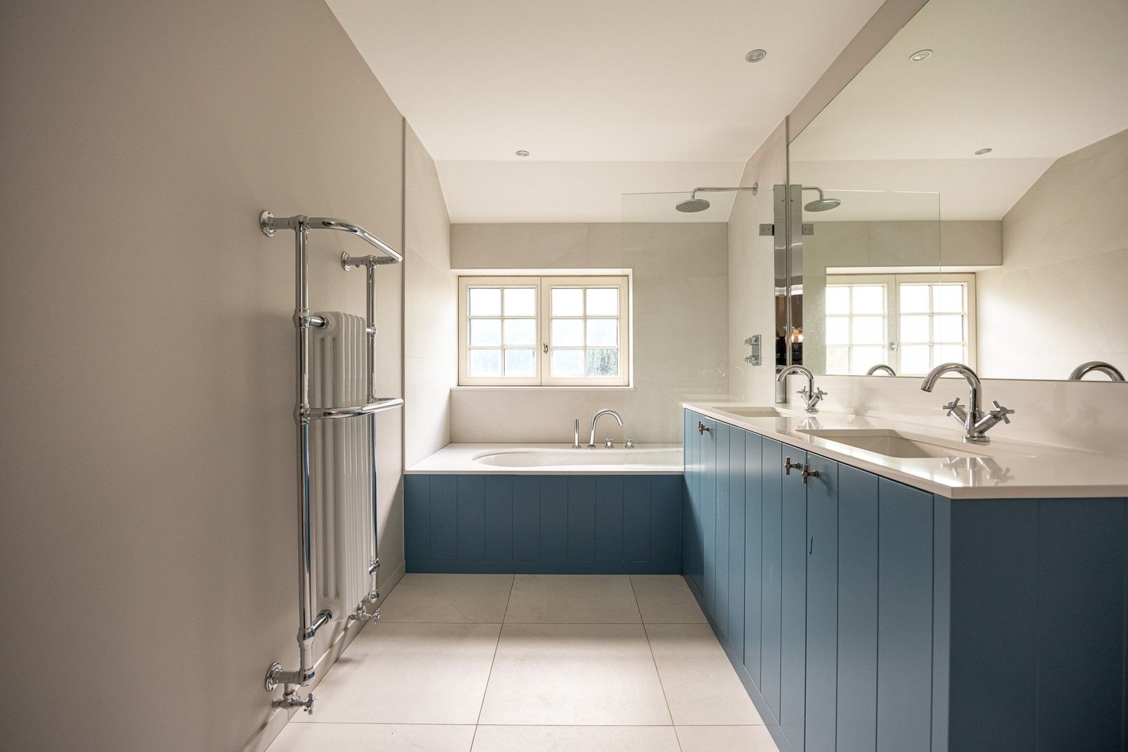 RUIME EXCLUSIEVE VILLA GELEGEN IN DE SCHADUW VAN HET PEERDSBOS foto 11