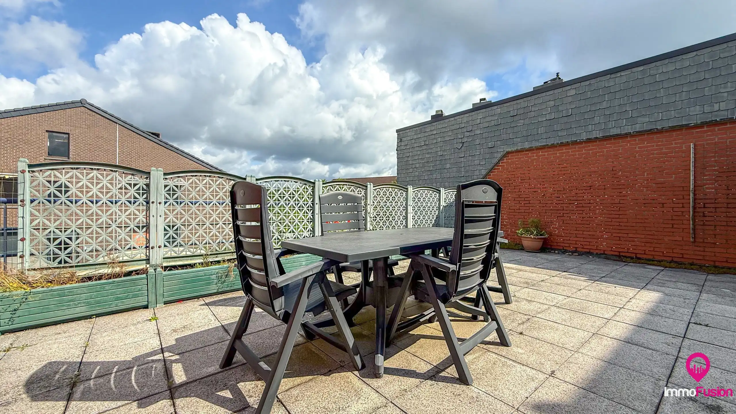 Appartement met 2 slpks, terras, garage en autostaanplaats! foto 21