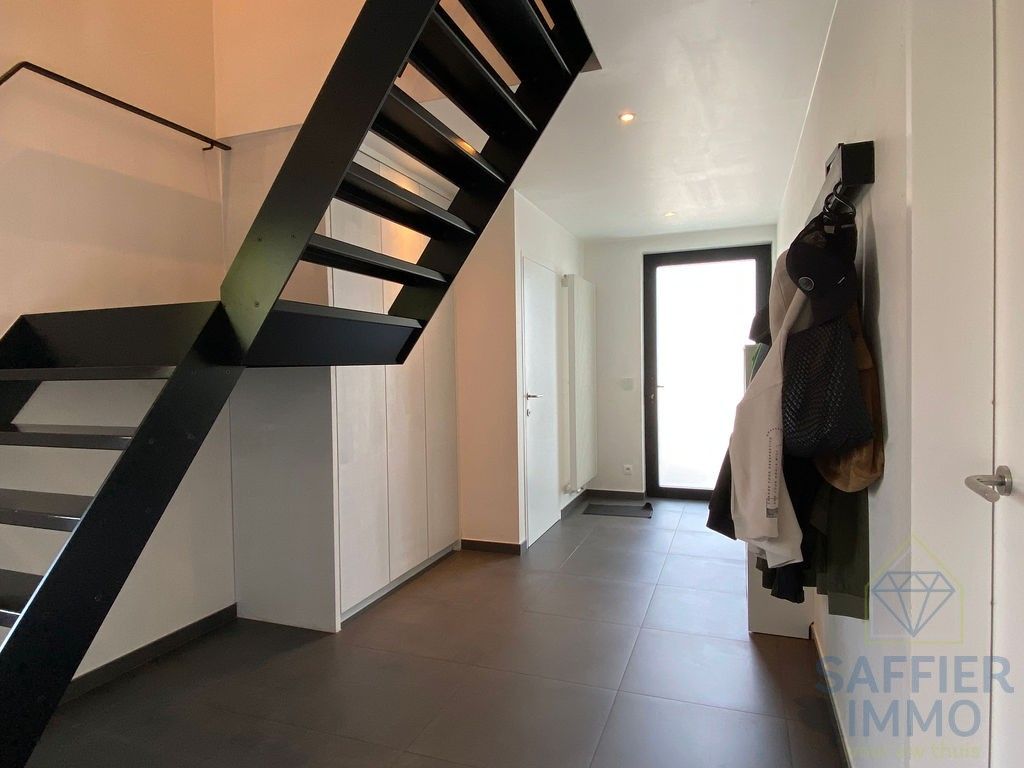 Ruime woning met 4 slaapkamers te huur in Pittem foto 2