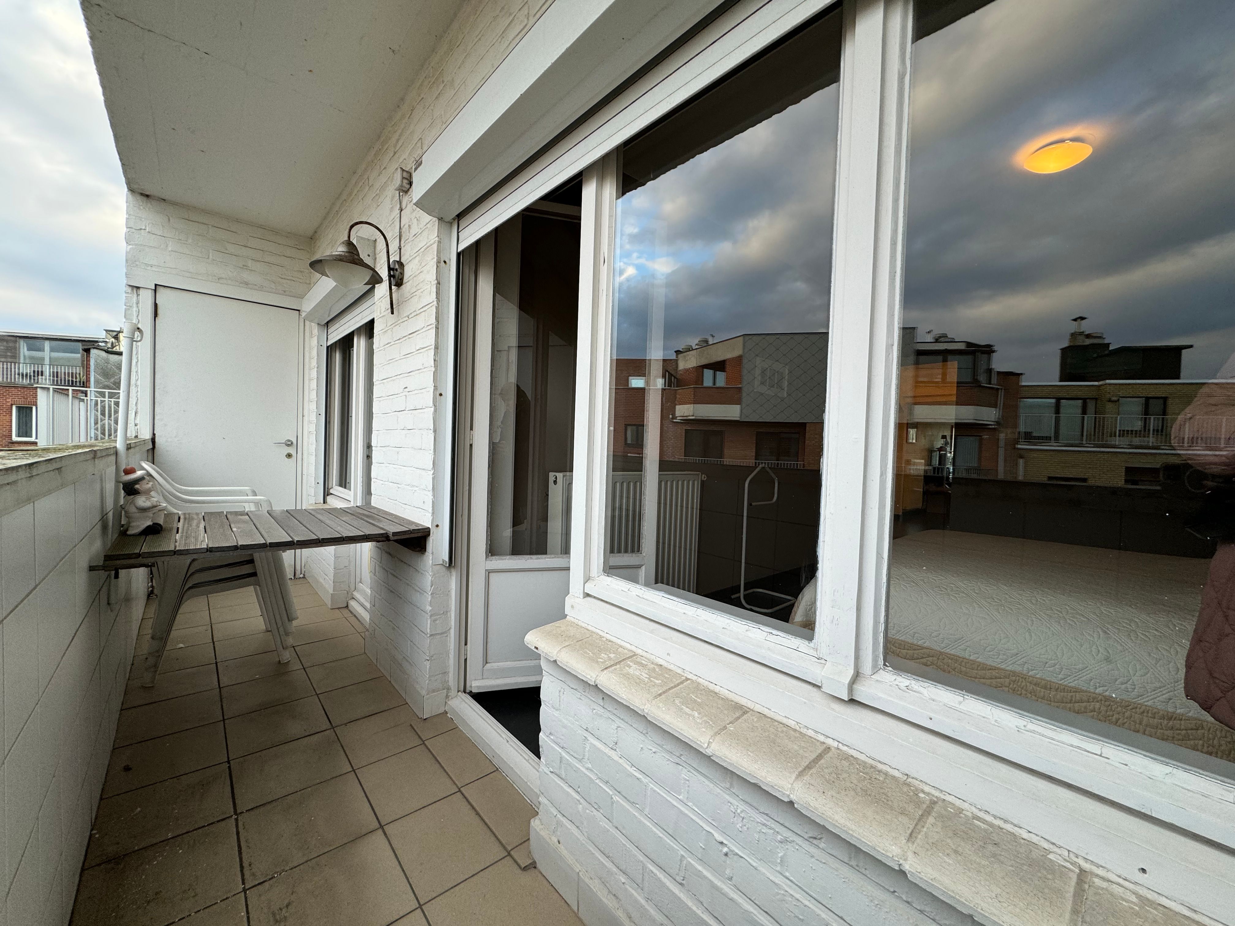 Gerenoveerd appartement met zicht op Petit-Paris foto 11