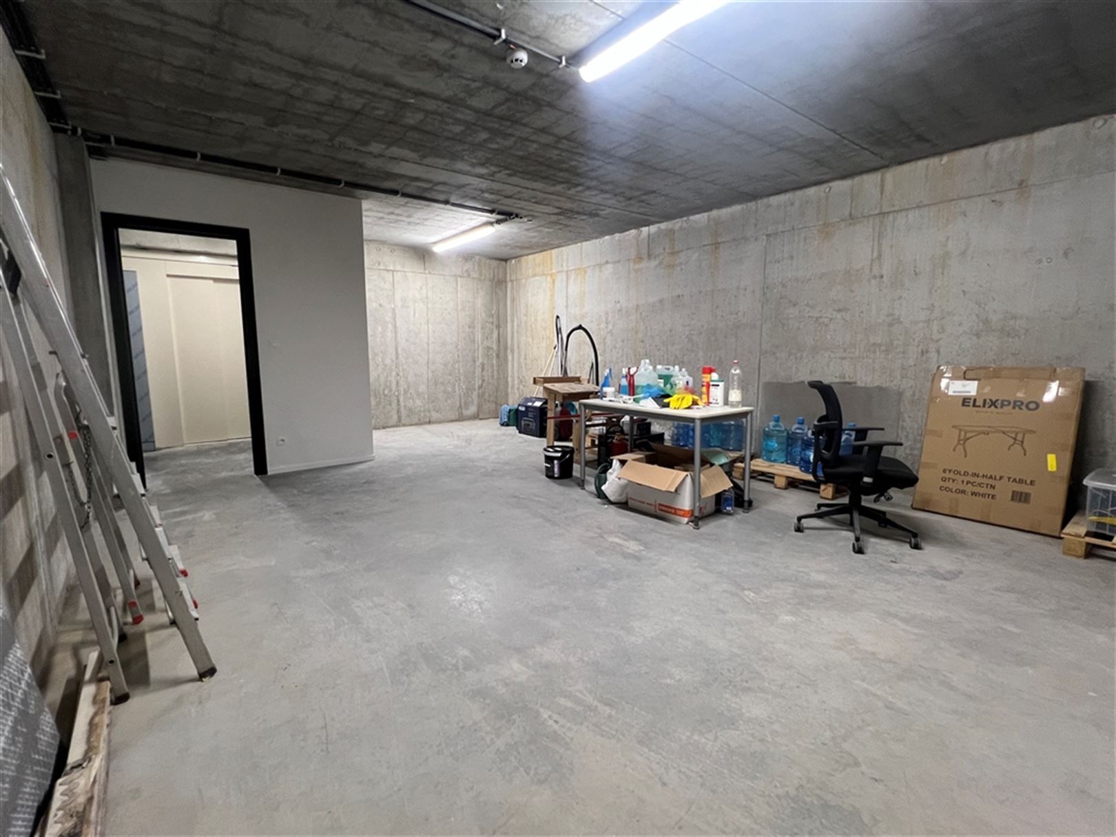 Duurzaam kantoorgebouw nabij station Gent-Sint-Pieters foto 13