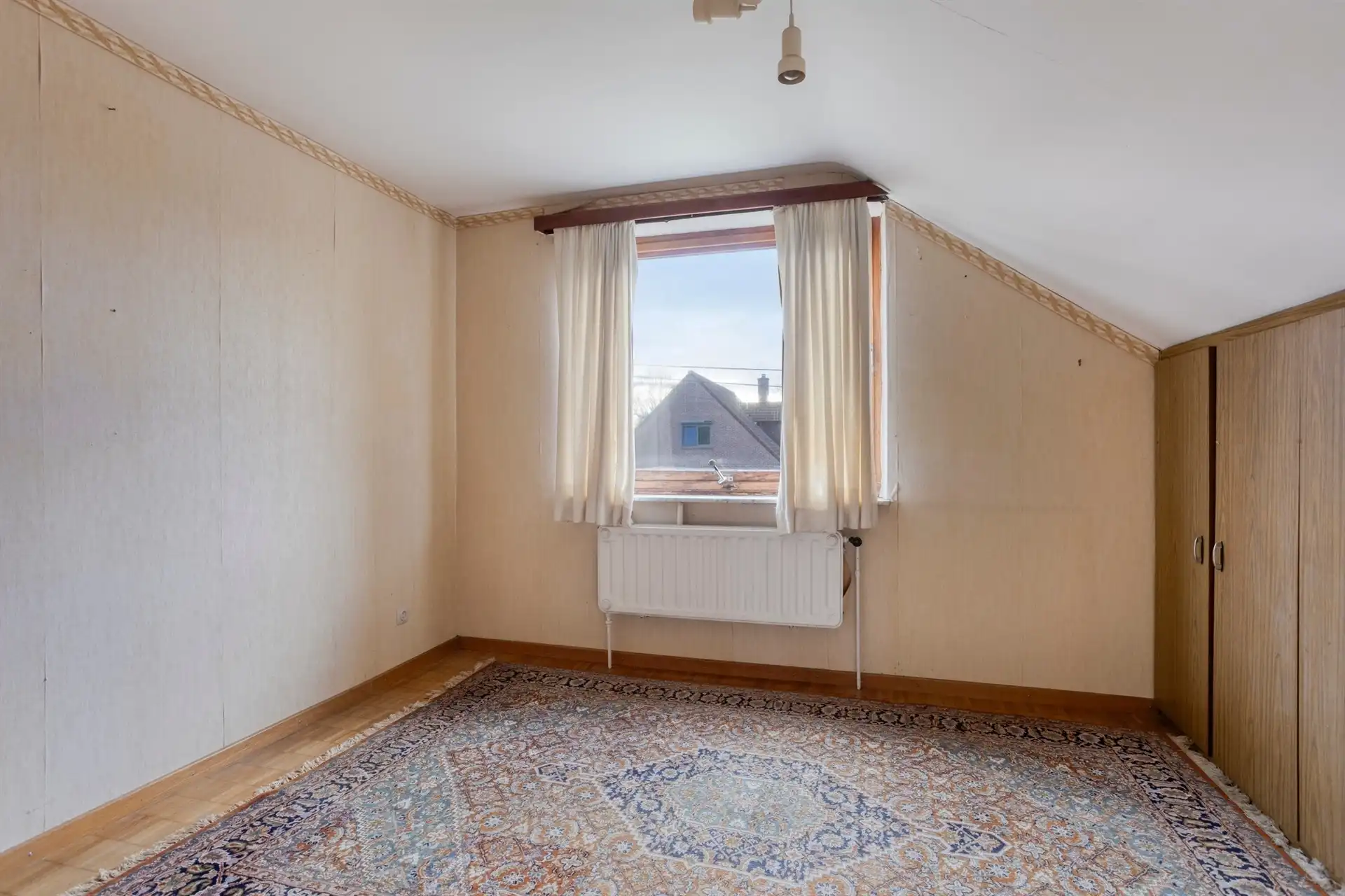 Te renoveren villa op topligging foto 22