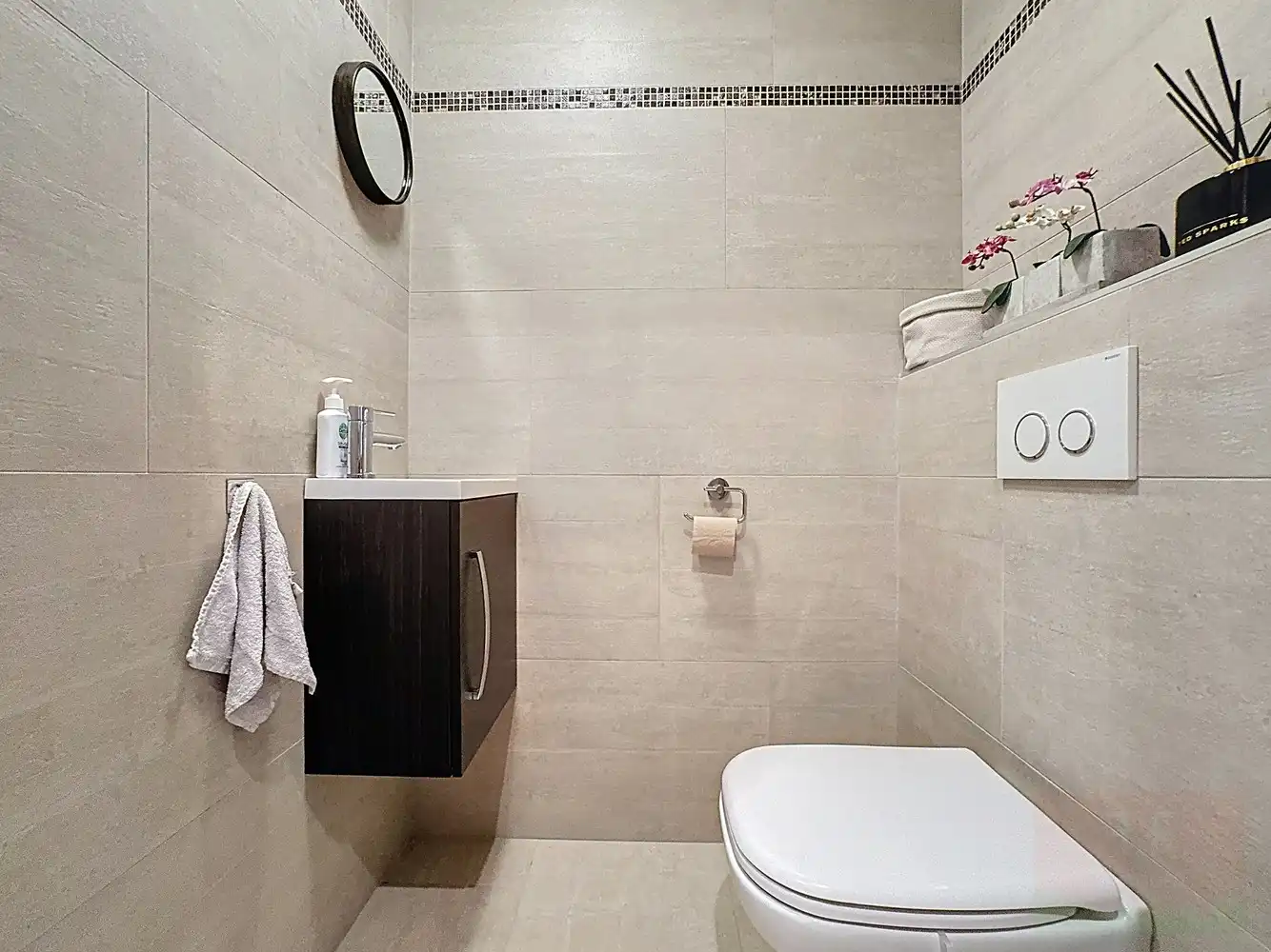 Instapklare, eigentijdse en energiezuinige bungalow met 3 slaapkamers, tuin en inpandige garage foto 25