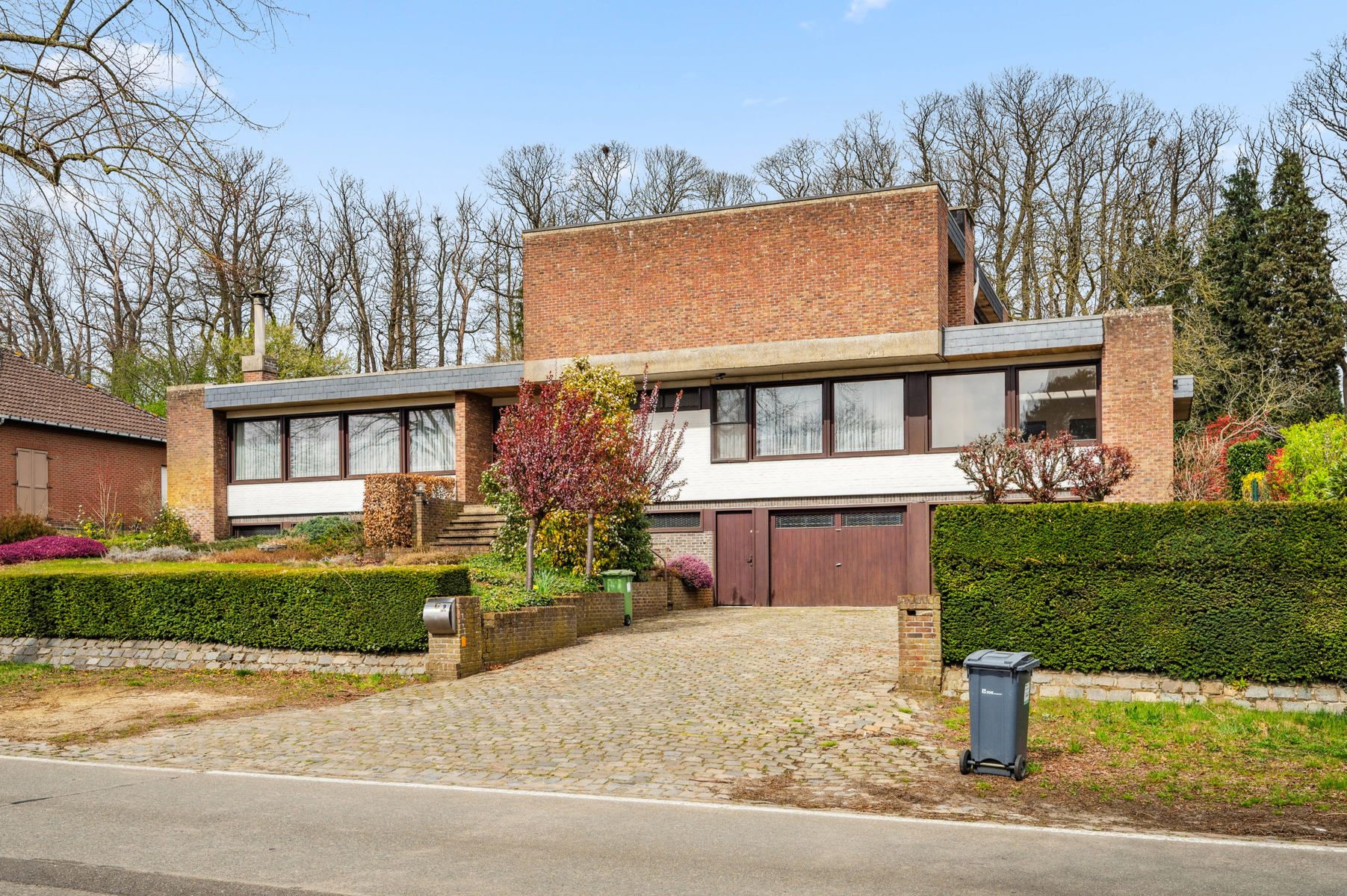 Woning met praktijk- of kangoeroeruimte te HEIST-OP-DEN-BERG foto 2