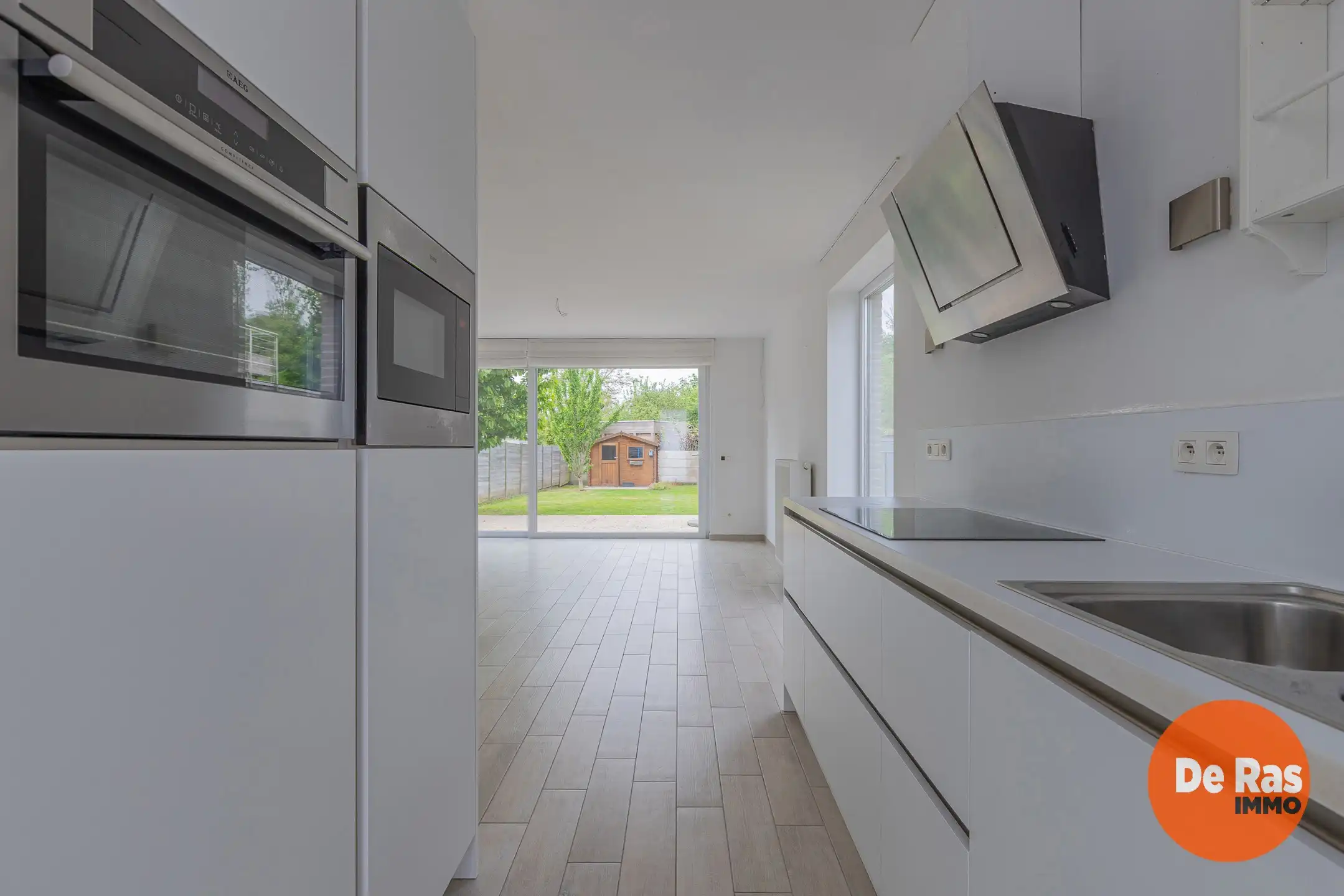 OORDEGEM – Recente  HOB met drie slaapkamers en tuin foto 7