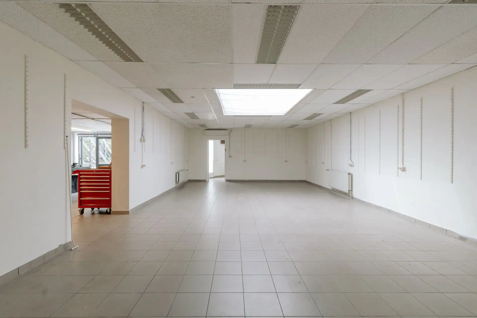 Unieke opbrengsteigendom met handelsruimte en woning foto 17