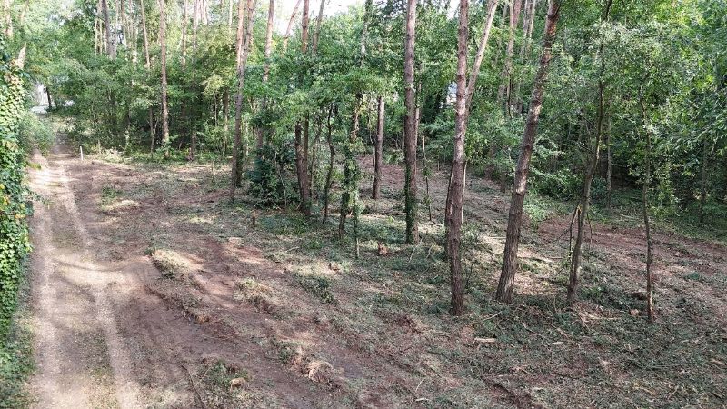 Residentieel gelegen bouwgrond van 31a10ca voor open bebouwing met private toegangsweg nabij golf- en meerdomein foto 3