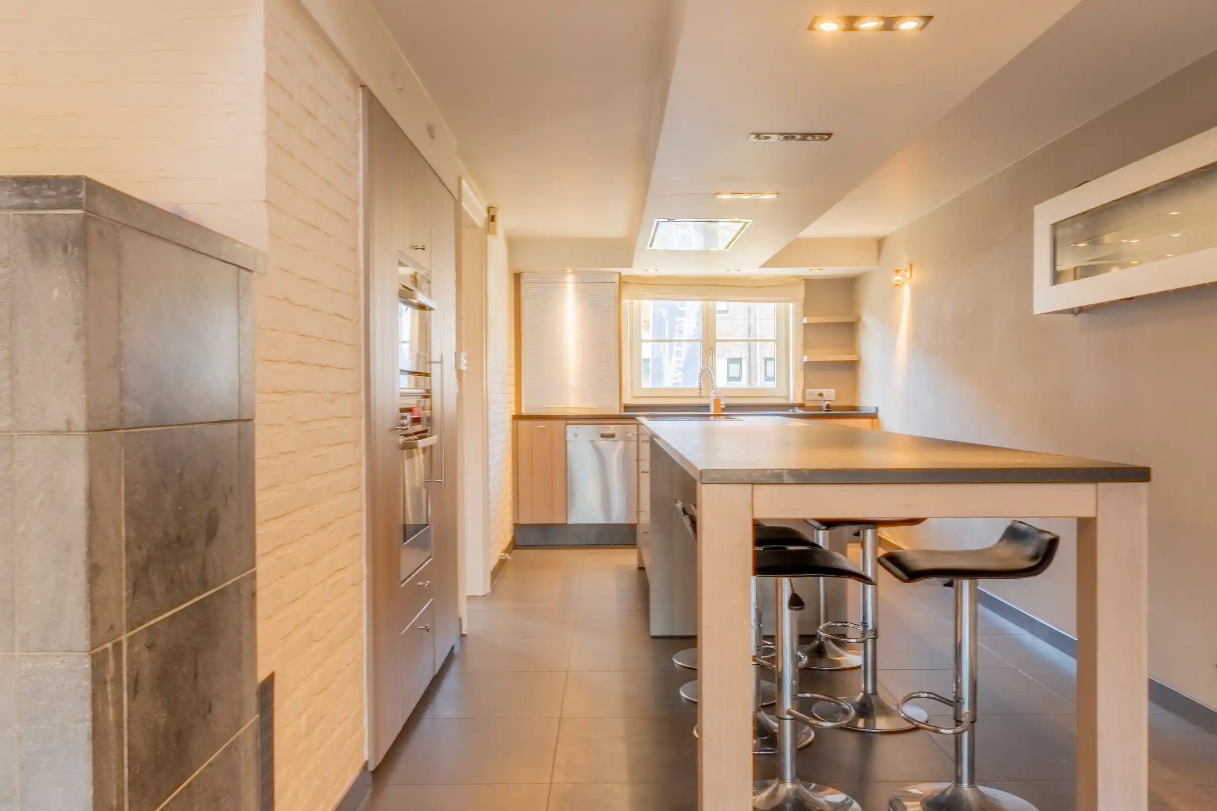 Leuke stadswoning met zonnige tuin te Heist-aan-Zee.  foto 11