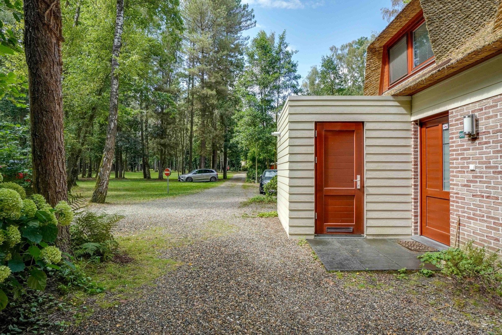 VRIJSTAANDE VAKANTIEWONING MET ZICHT OP WATER TE VIJVERDORP !  foto 20