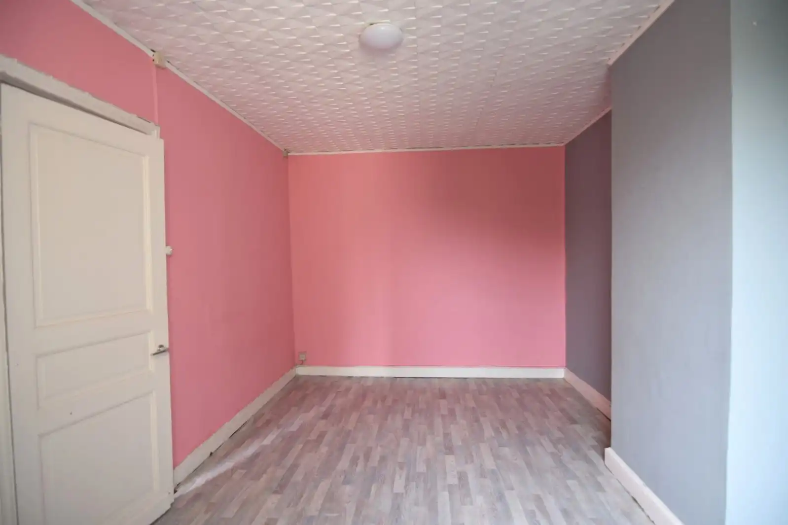 Te renoveren rijwoning met goeie ligging foto 16