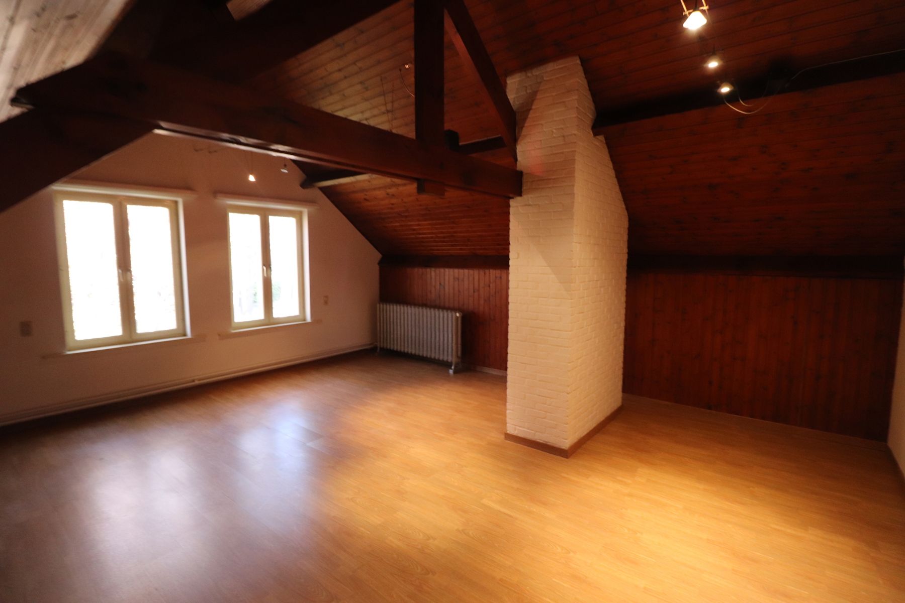 Charmante villa met 5 slaapkamers op een perceel van 1.785m² - Gelegen in een rustige en kindvriendelijke verkaveling. foto 24