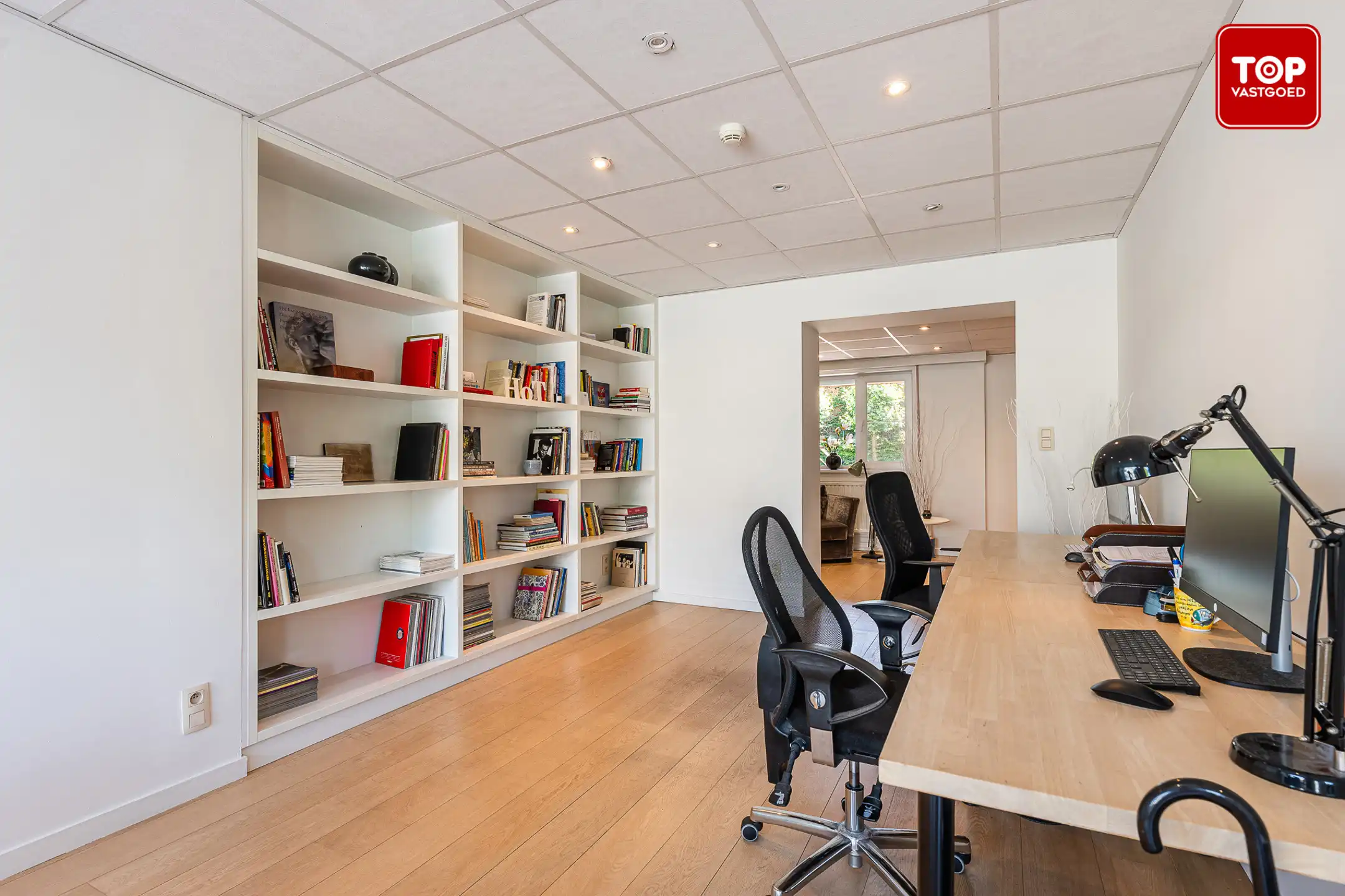 Instapklare combinatie van handelsgelijkvloers en bel-etagewoning op een uiterst gunstige locatie. foto 5