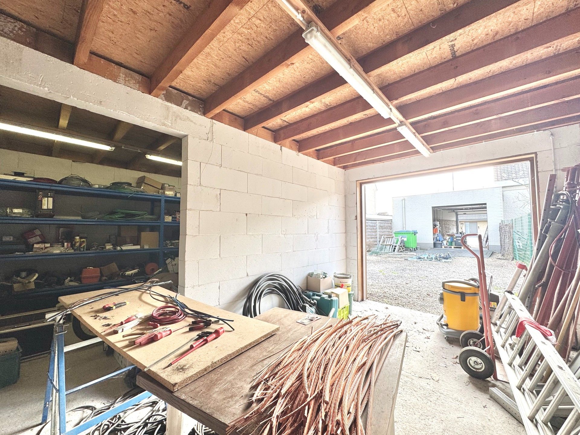 WONING MET MAGAZIJNTJE 52 m² + DUBBELE GARAGE 40 m² foto 8