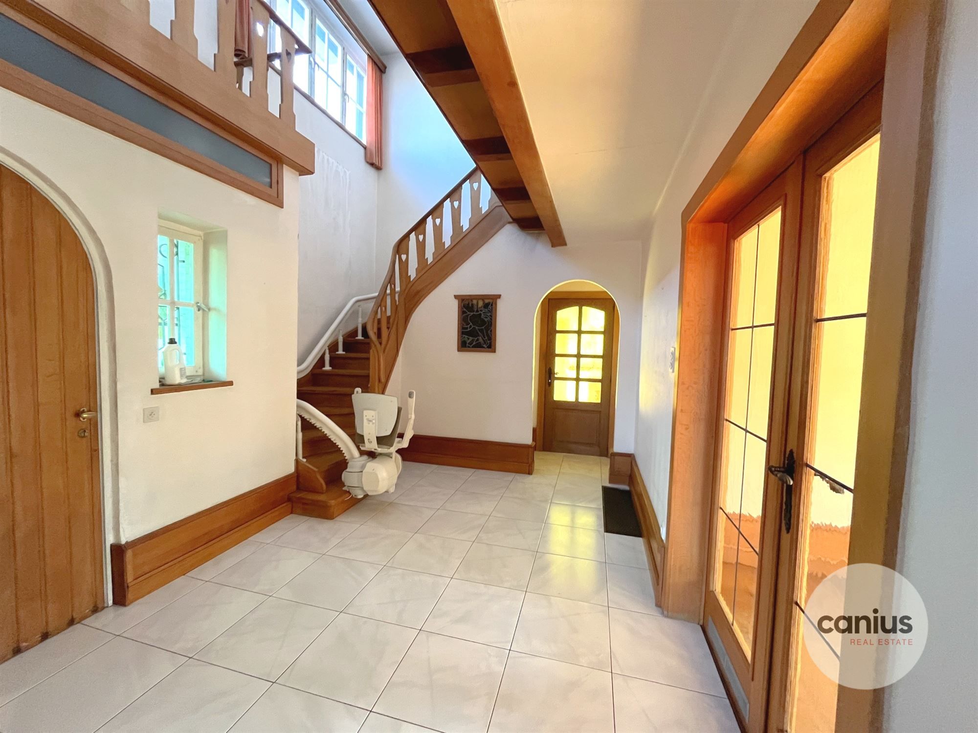 CHARMANTE WONING MET 4 SLKS, OP7A50CA NABIJ HET CENTRUM foto 2