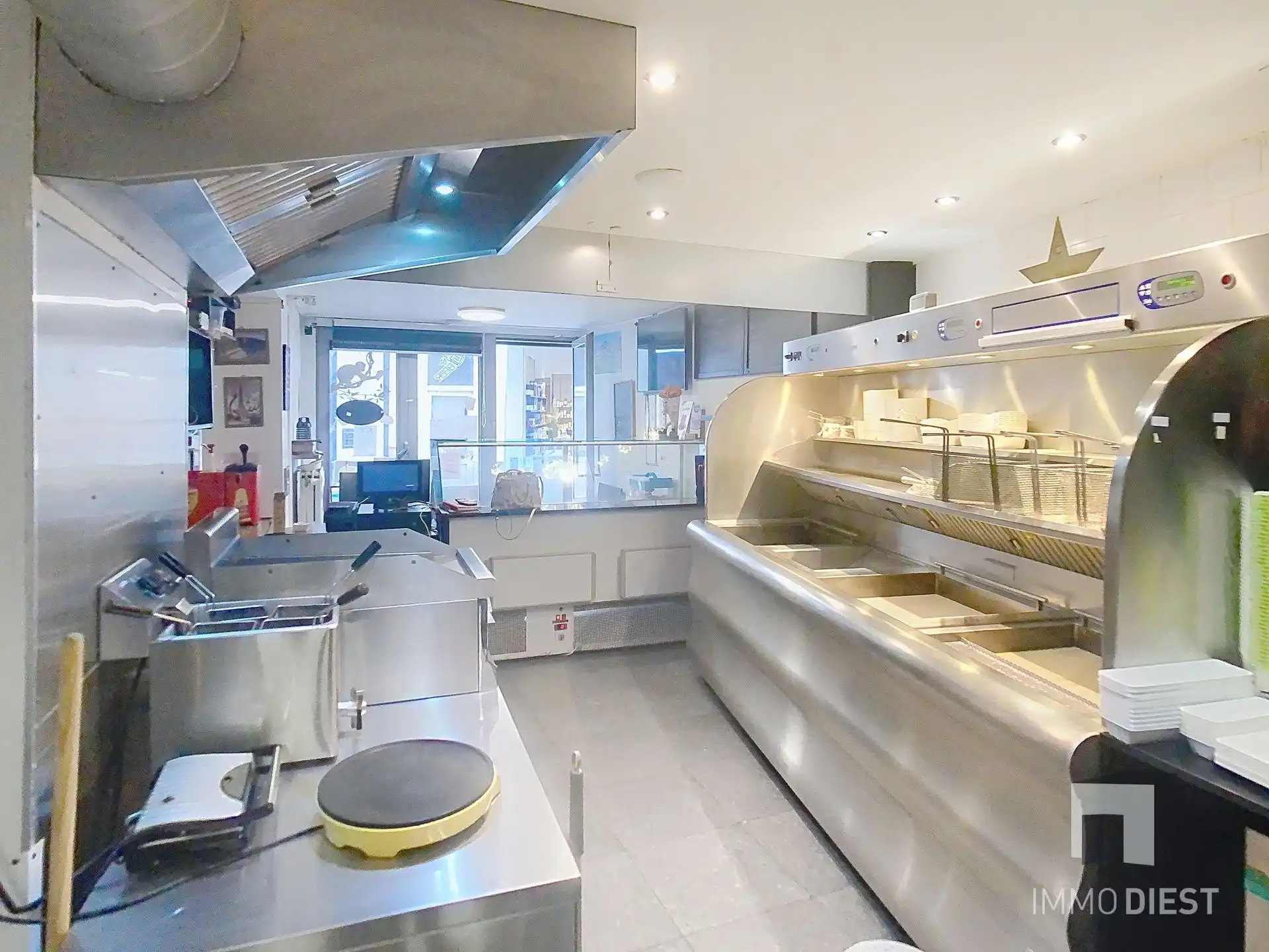 Frituur/broodjesbar over te nemen op topligging  foto 8