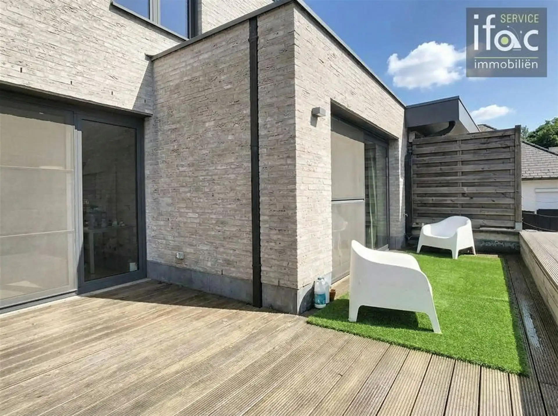 Duplex met 3 slaapkamers en terras foto 16