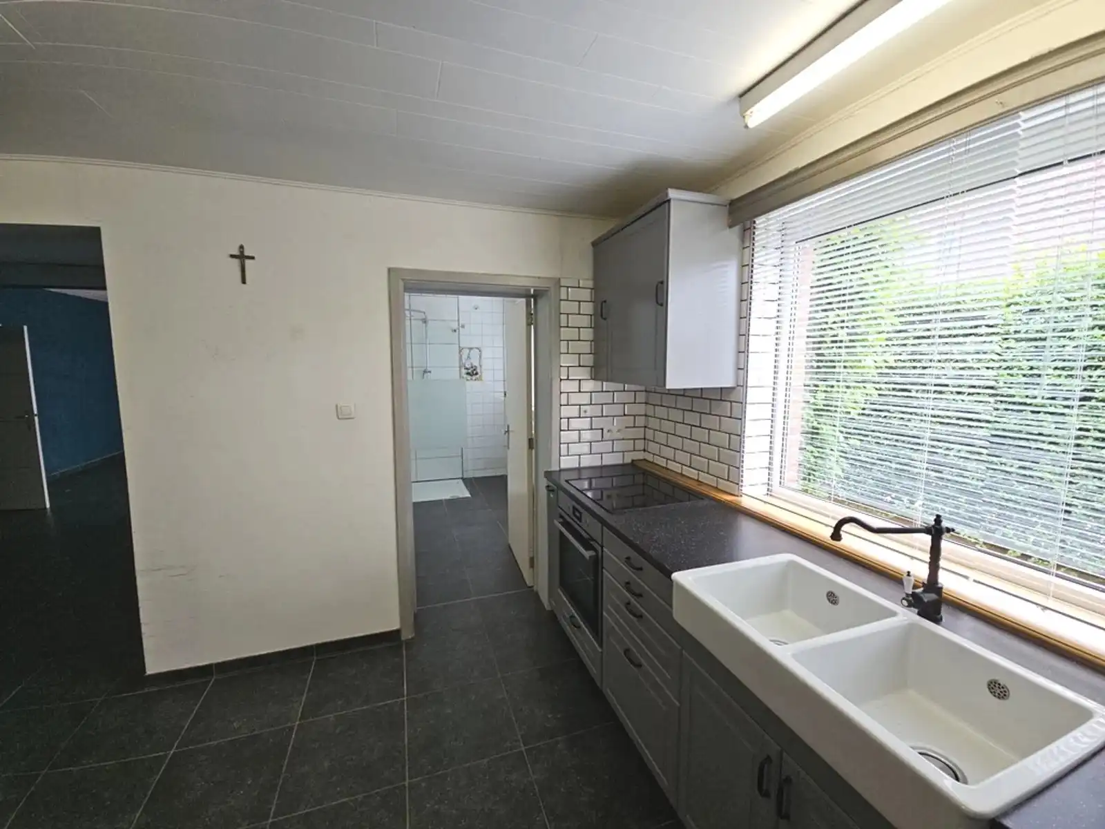 Charmante gelijkvloerse woning in een rustige residentiële omgeving. foto 8