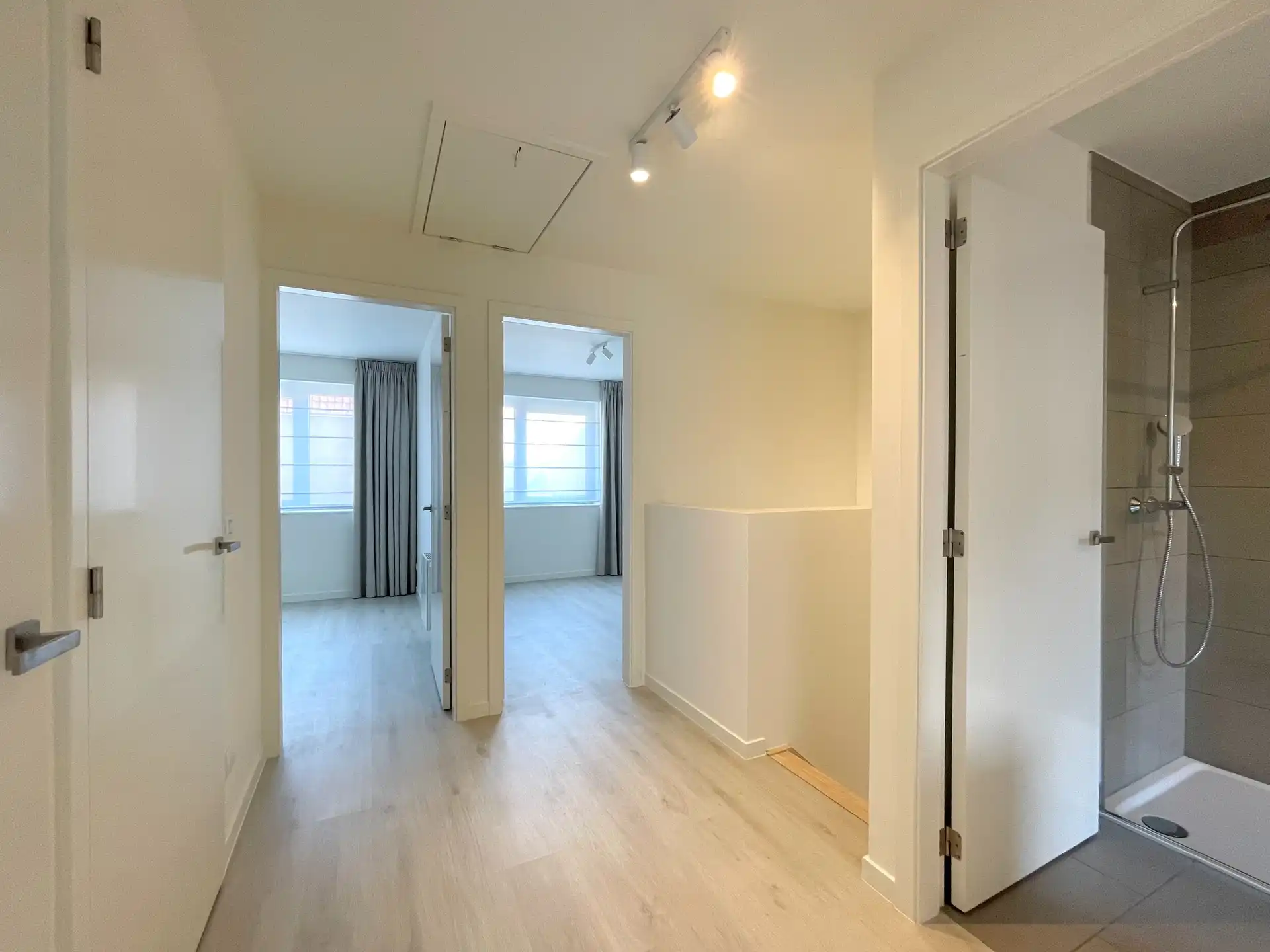 ENERGIEZUINIGE WONING | 3 SLAAPKAMERS | TUIN | PARKING foto 16
