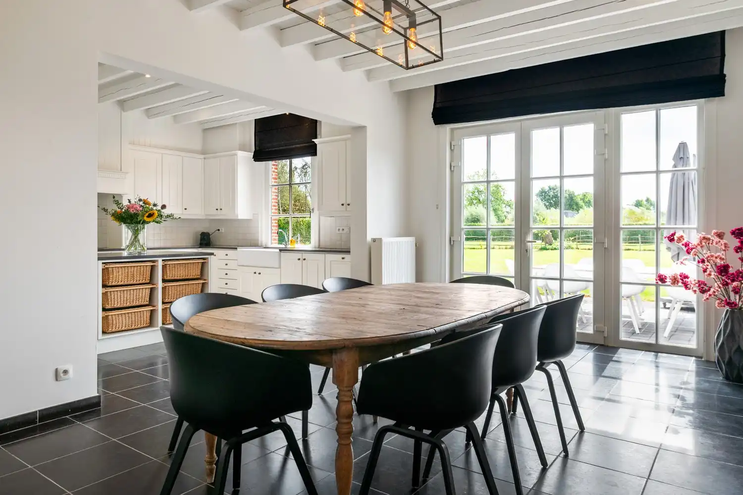 Gerenoveerde villa met bijgebouw en vijver op een perceel van 1,8 ha te Putte foto 11