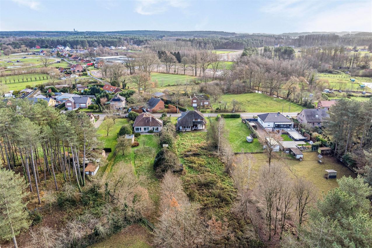 Karaktervolle vrijstaande woning met landelijke charme foto 2