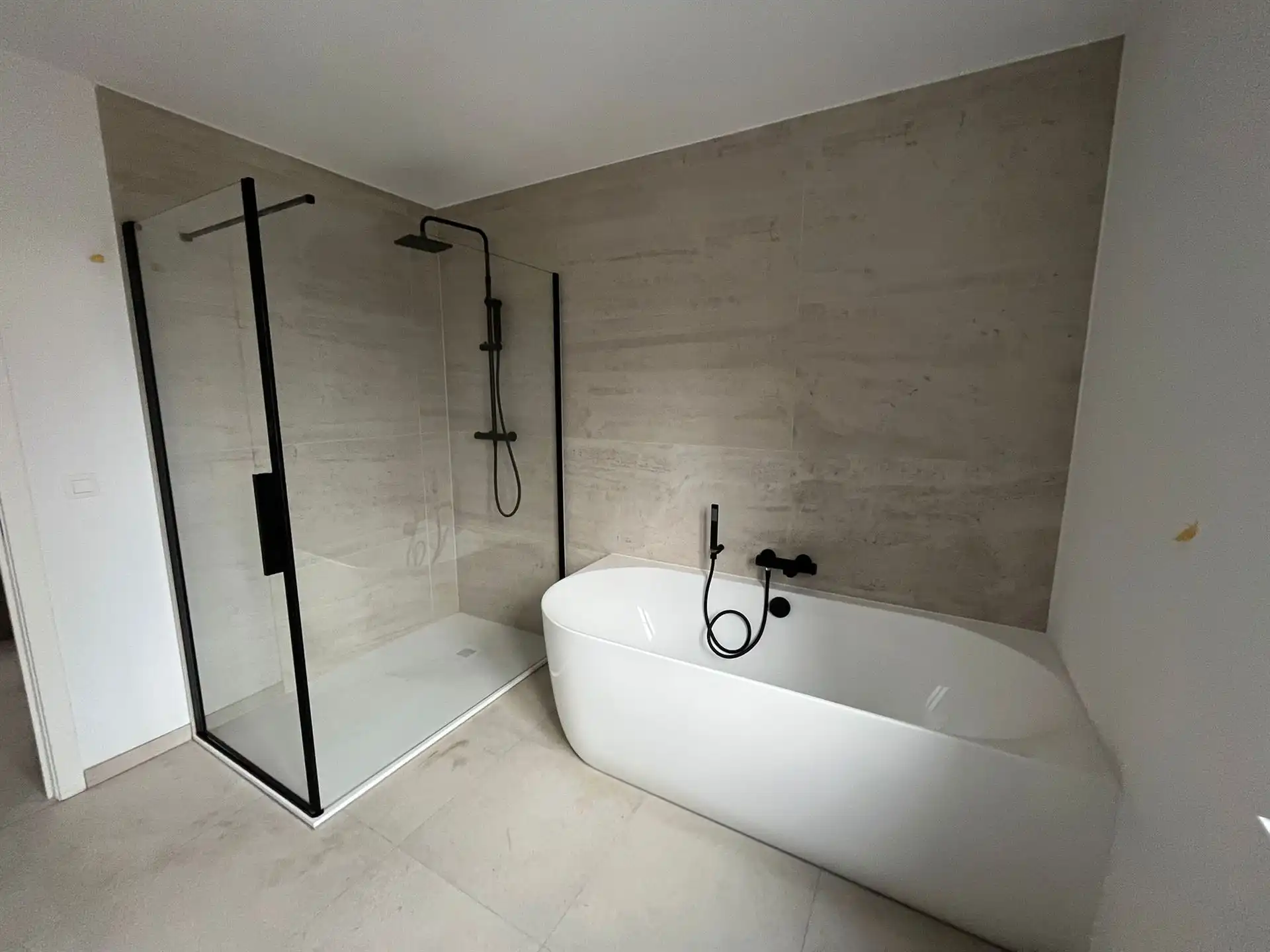 Prachtige nieuwbouw op rustige locatie foto 11