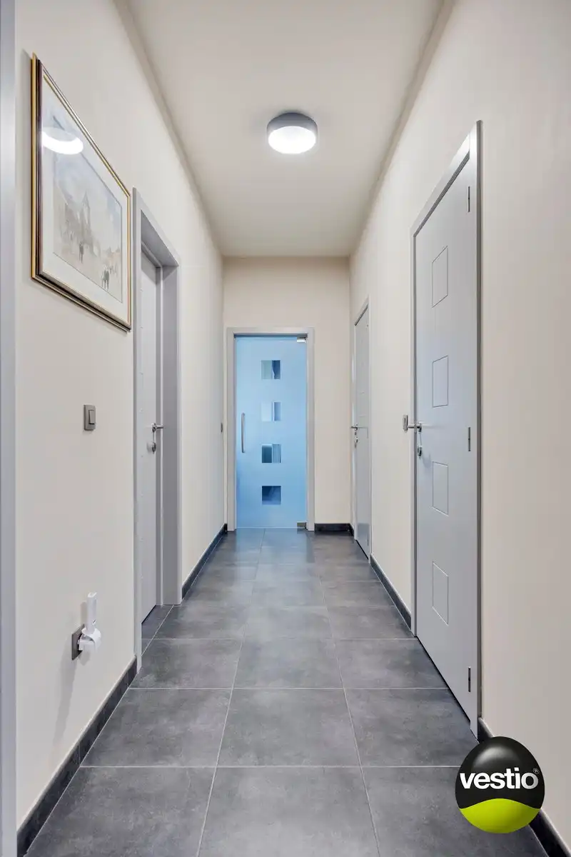 Instapklaar gelijkvloers appartement met uitzonderlijk groot terras op toplocatie in Hasselt foto 10