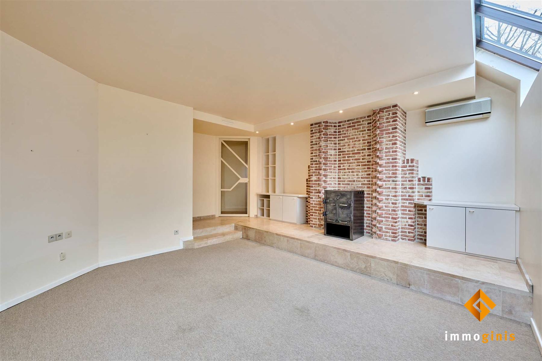 Ruime woning met 3 slaapkamers en dubbele garage op wandelafstand van het centrum van Bocholt! foto 5