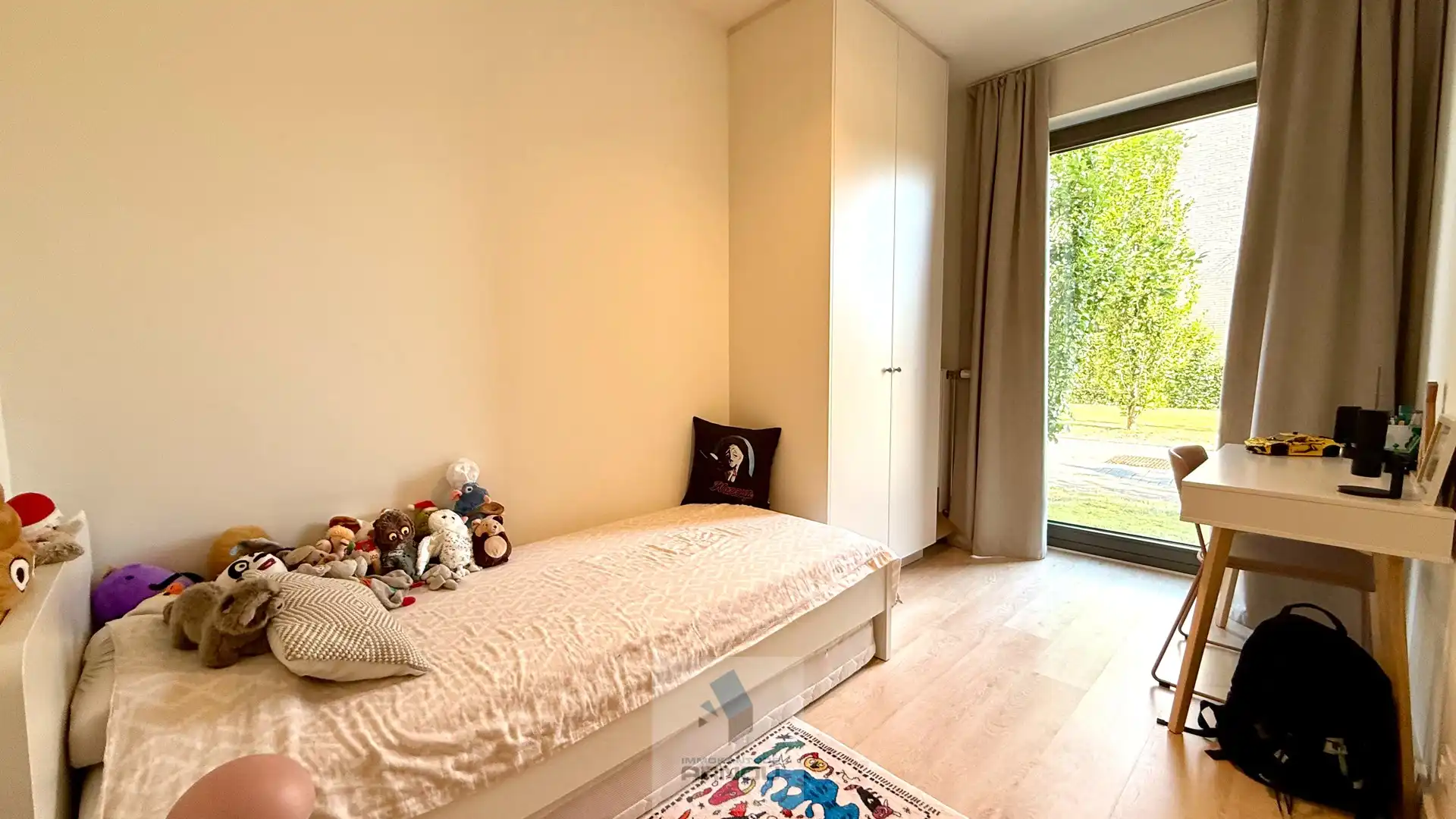 Centraal gelegen, gelijkvloers appartement met 2 slaapkamers en ruim terras met zicht op de Leie foto 10