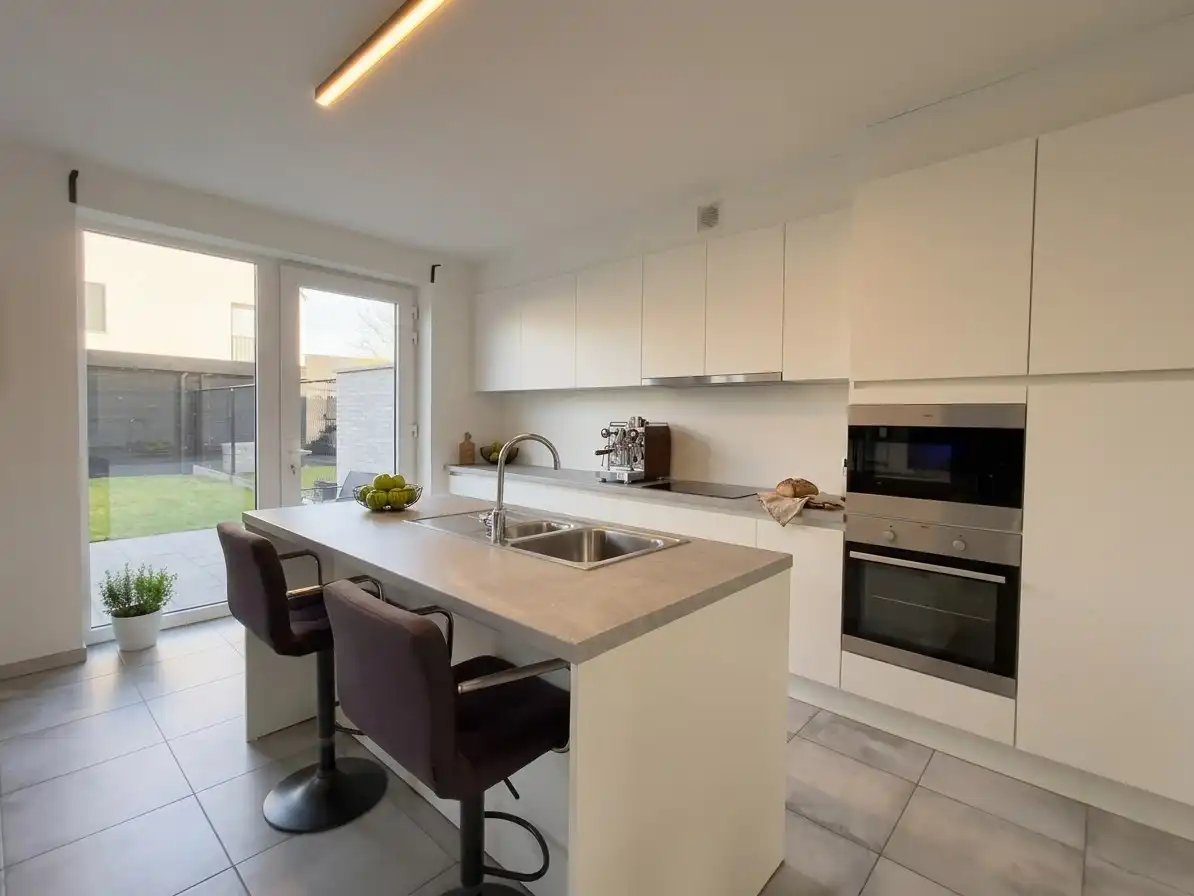 NIEUWBOUWWONING IN HARTJE POESELE MET 3 SLPKS, TUIN & CARPORT foto 4