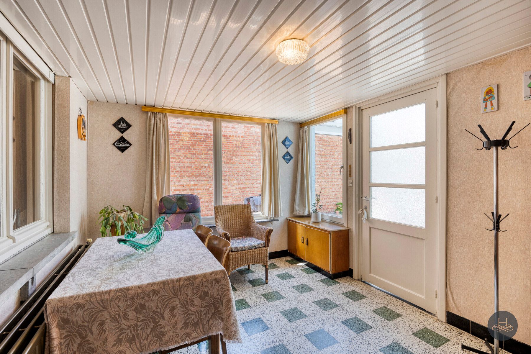Te renoveren woning in rustige omgeving foto 10