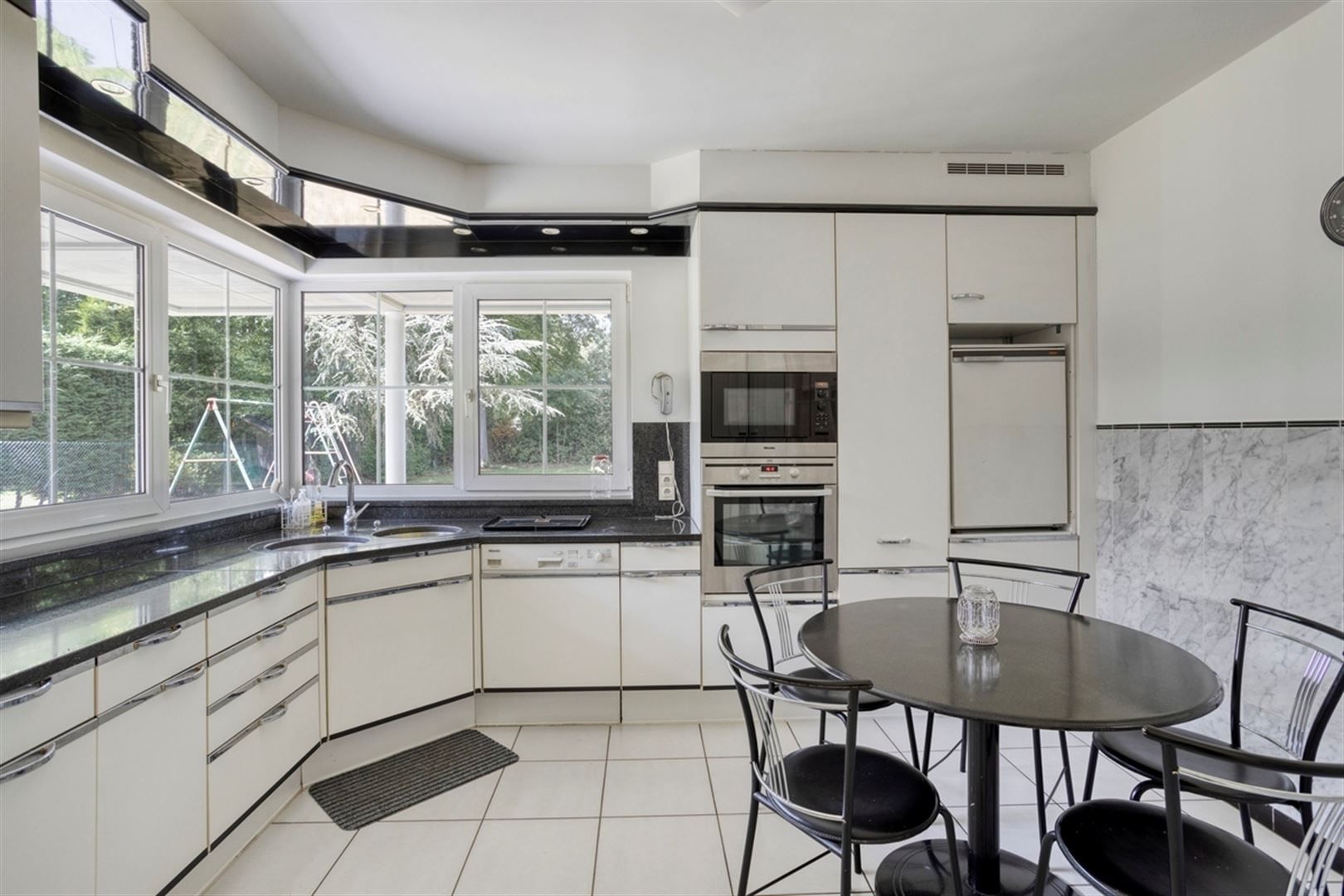 Zeer ruime moderne villa in villapark De List  foto 11