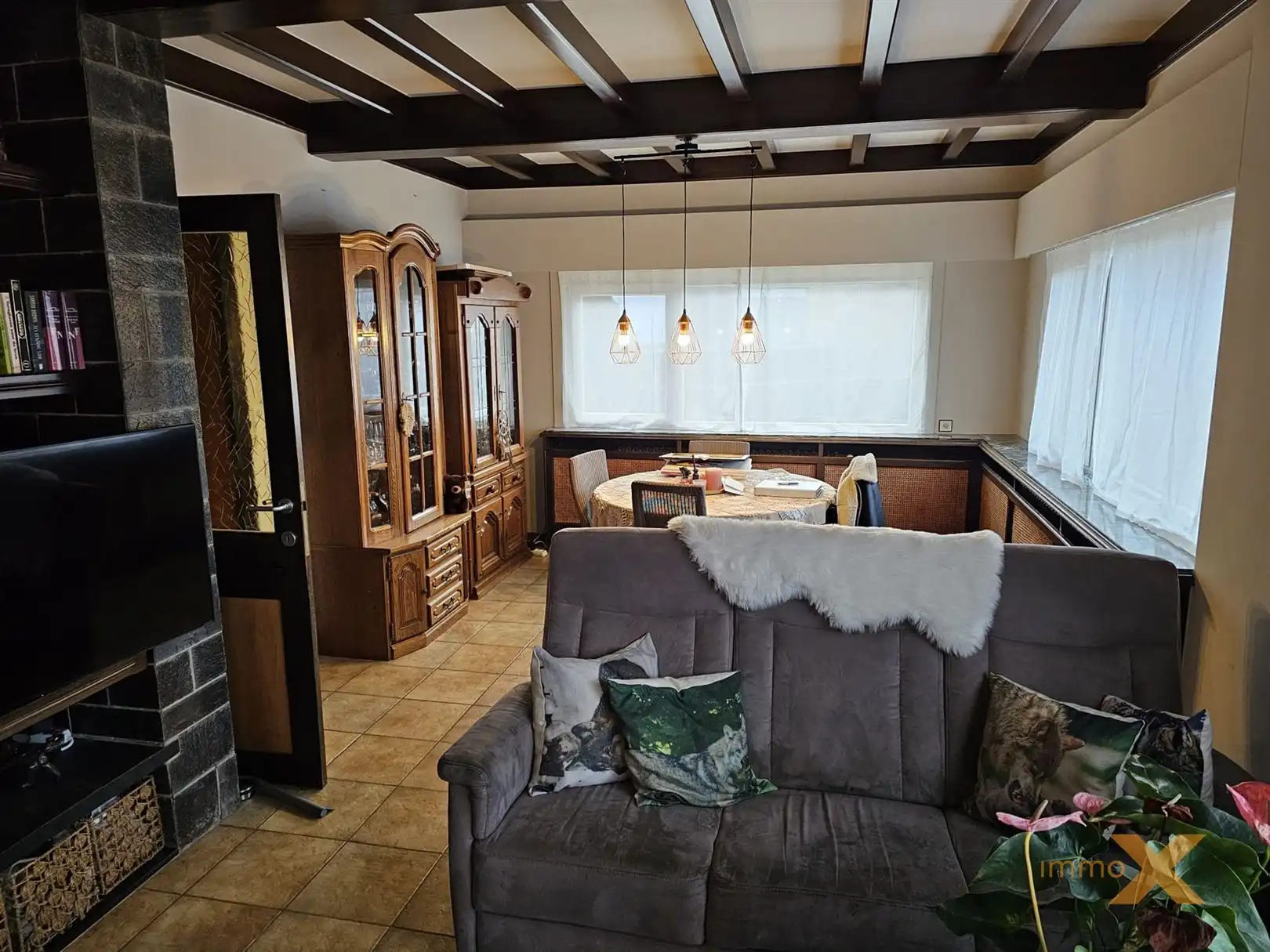 INTAPKLARE CHARMANTE WONING MET 3 SLPKS foto 5