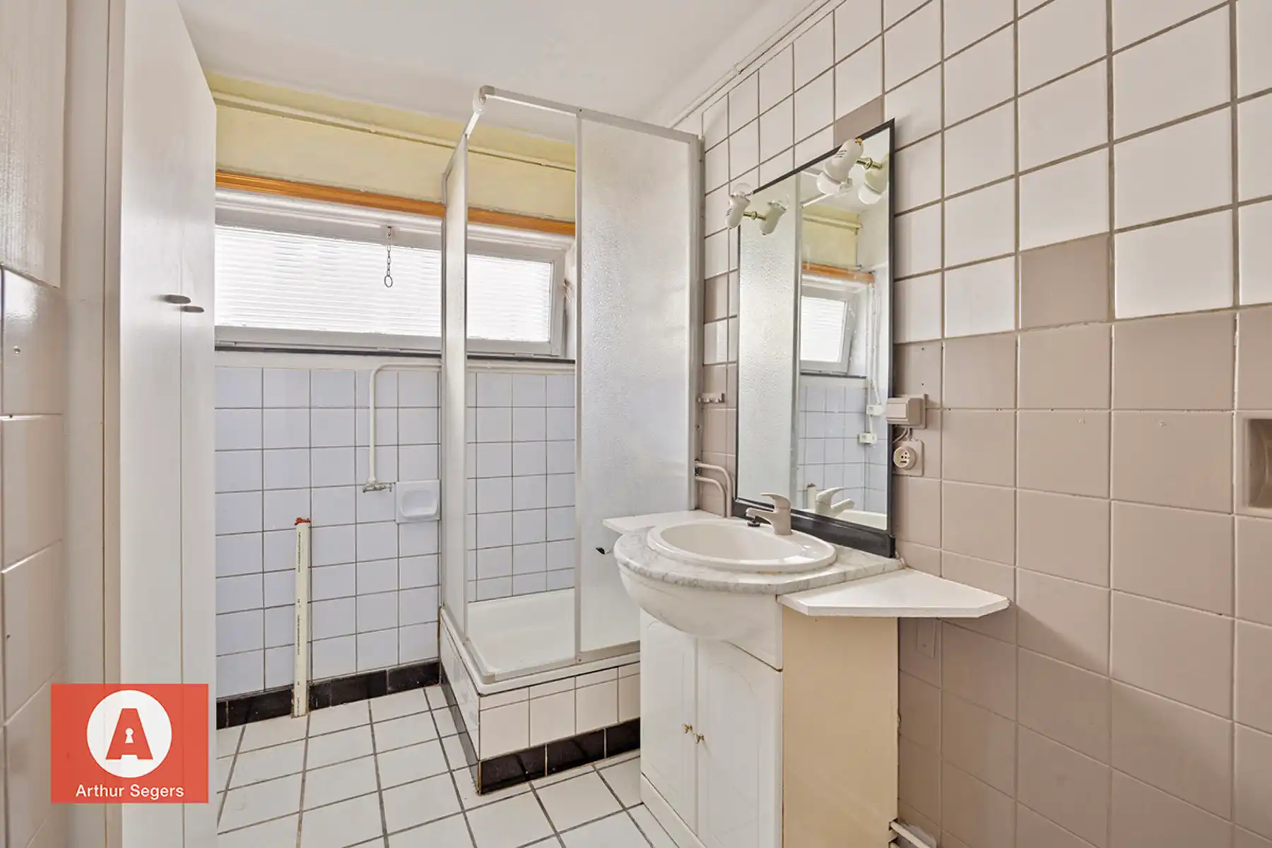 Te renoveren woning nabij centrum Londerzeel foto 9