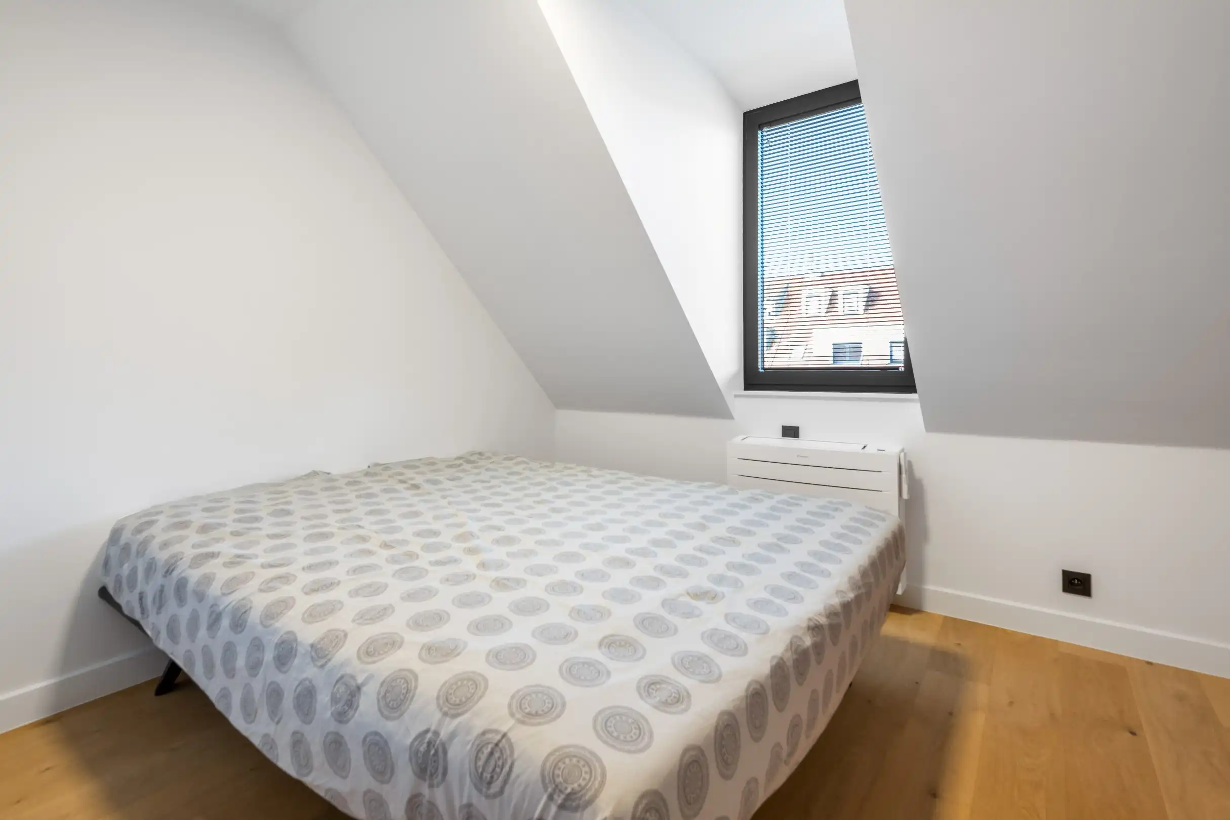 Recent duplexappartement met open zicht gelegen in het centrum van Knokke.  foto 12